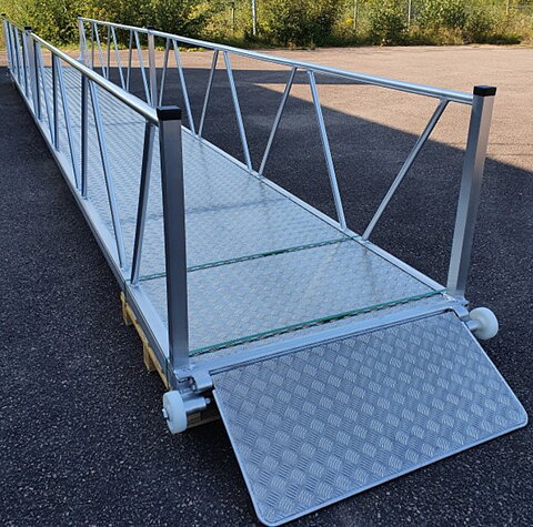 Cantilever Gangway (2Rails) 7,00m / 1,20m