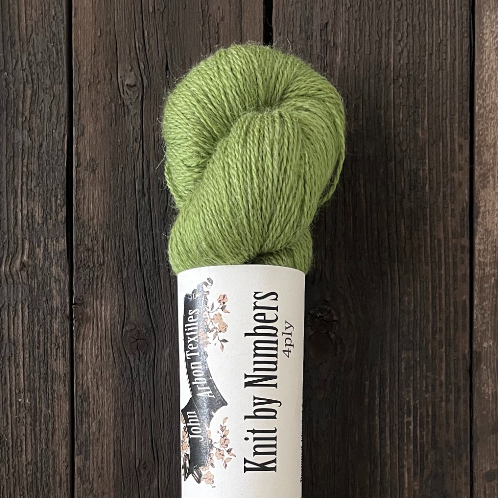 KNIT BY NUMBERS 4ply GRASS GREEN 70