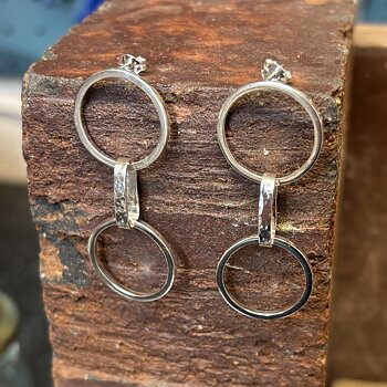 Agélii Fashion - Örhängen "Cirkel" i silver - Michael Medoc Collection