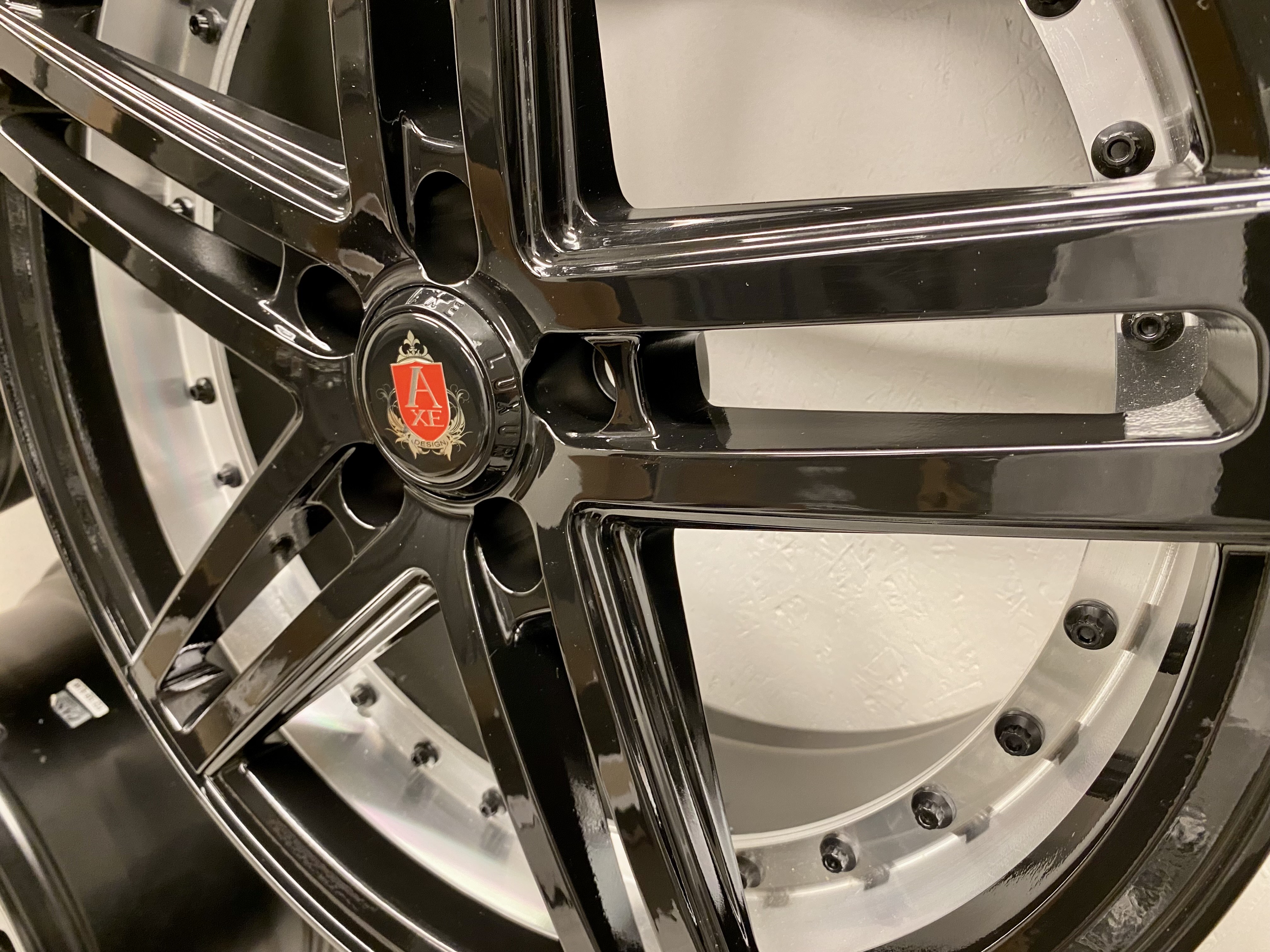 KAMPANJ | 4 st | NYA Fälgar | AXE WHEELS EX20 GLOSSY BLACK FACE POLISHED BARREL | 5x112 8.5x19 ET40 74.1 - 4