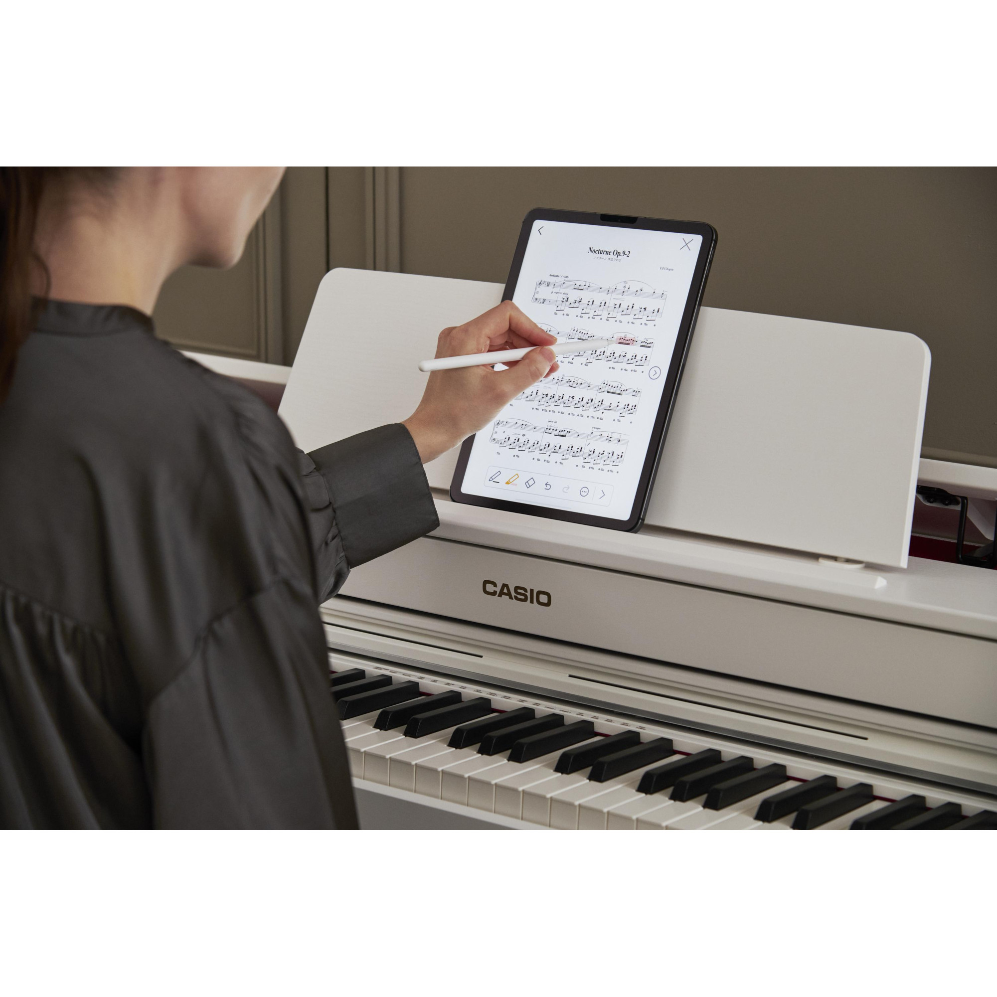 Casio AP-300WE Celviano Digital Piano White - 10