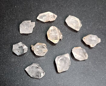 Småa Herkimerdiamant