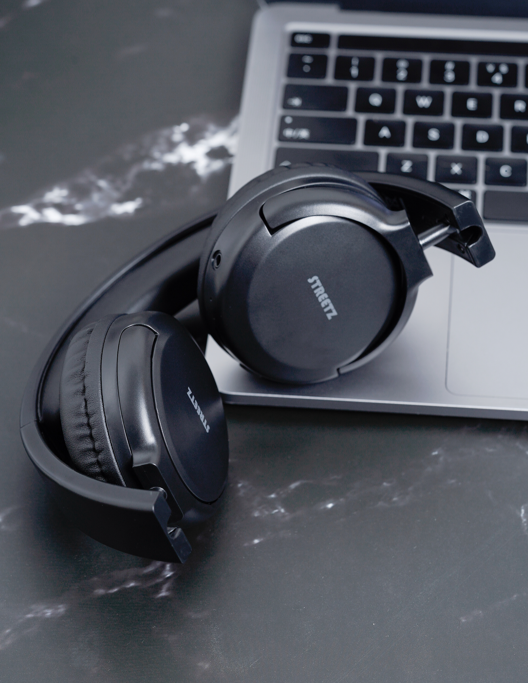 STREETZ BT210 Bluetooth-hörlurar, mikrofon, hopfällbara, svarta - 7