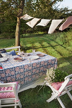 Chamois Tablecloth Dahlia Blue Red - 2