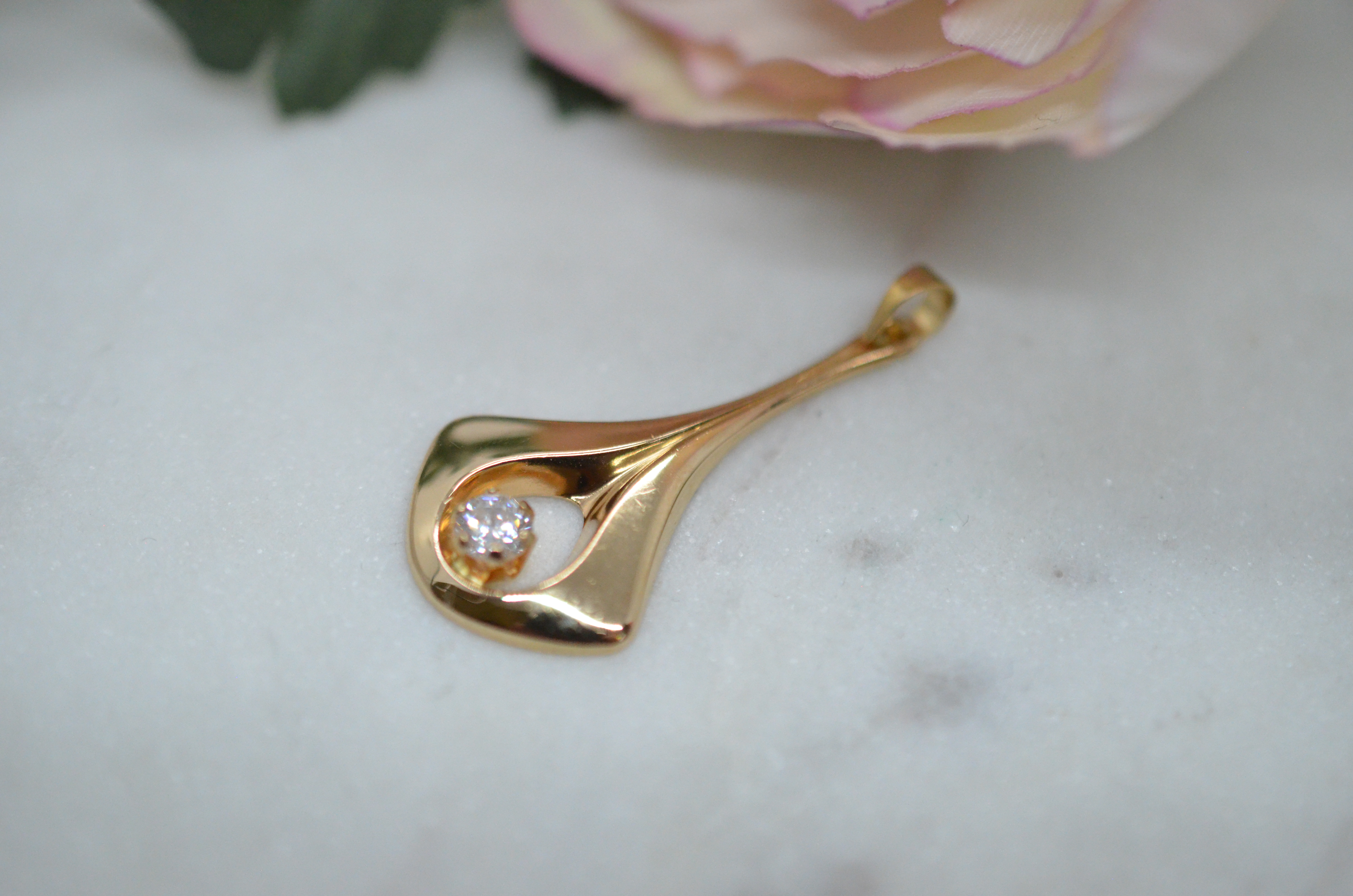 Vintage 18k hänge med cz