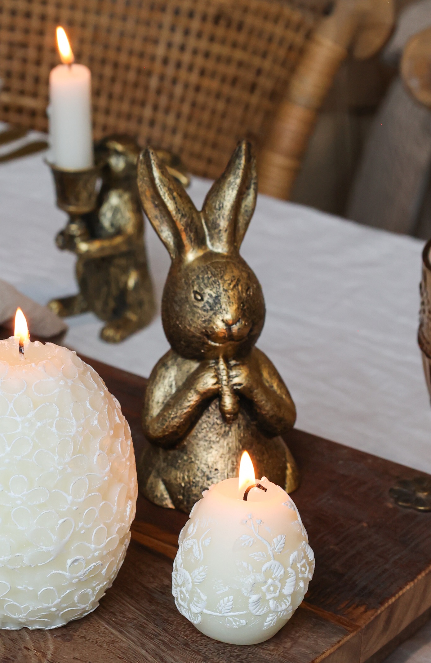 Candle - Egg candle with floral pattern - Off White - 7 cm - 4
