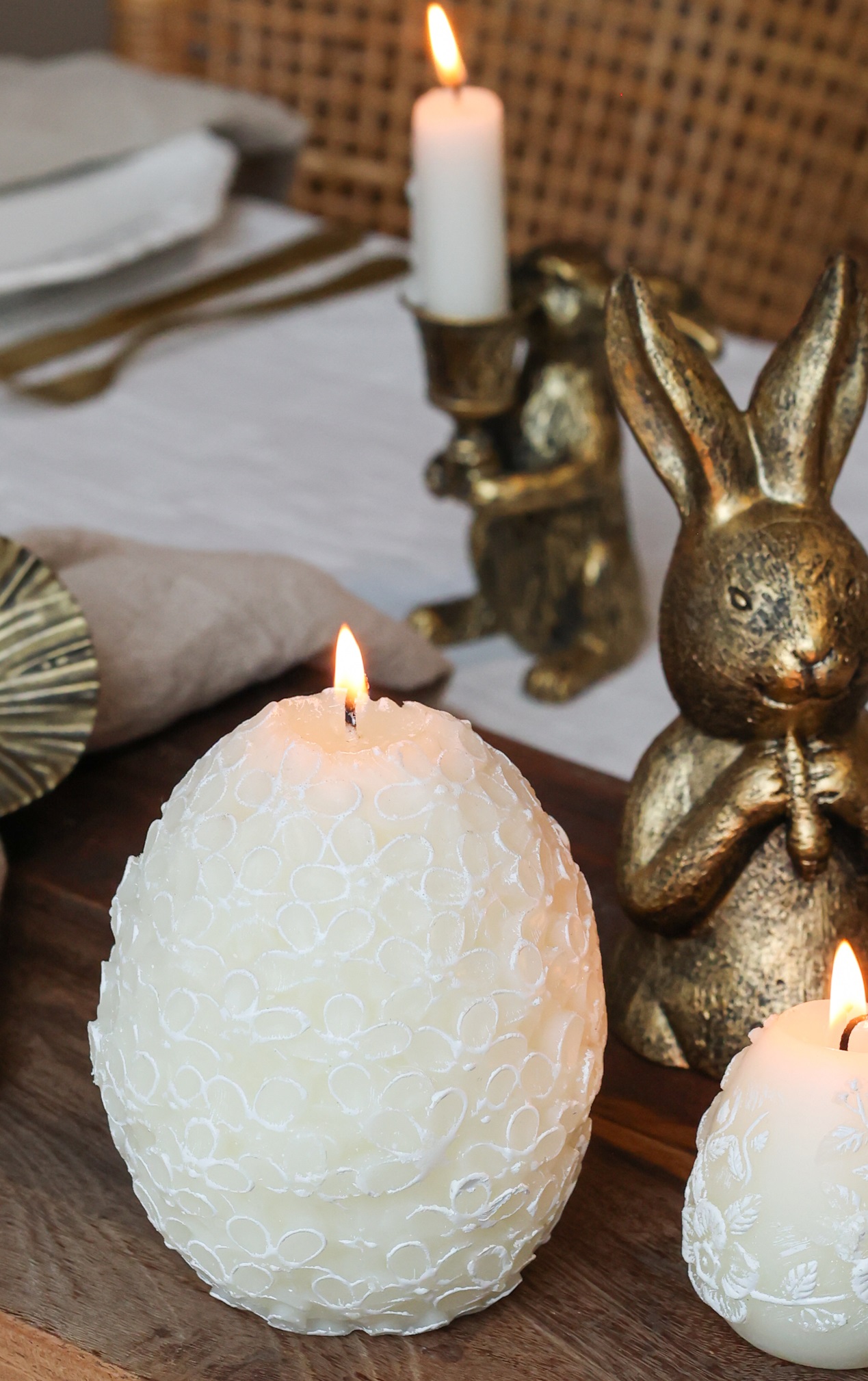 Candle - Egg candle with leaf pattern - Off White - 11 cm - 3