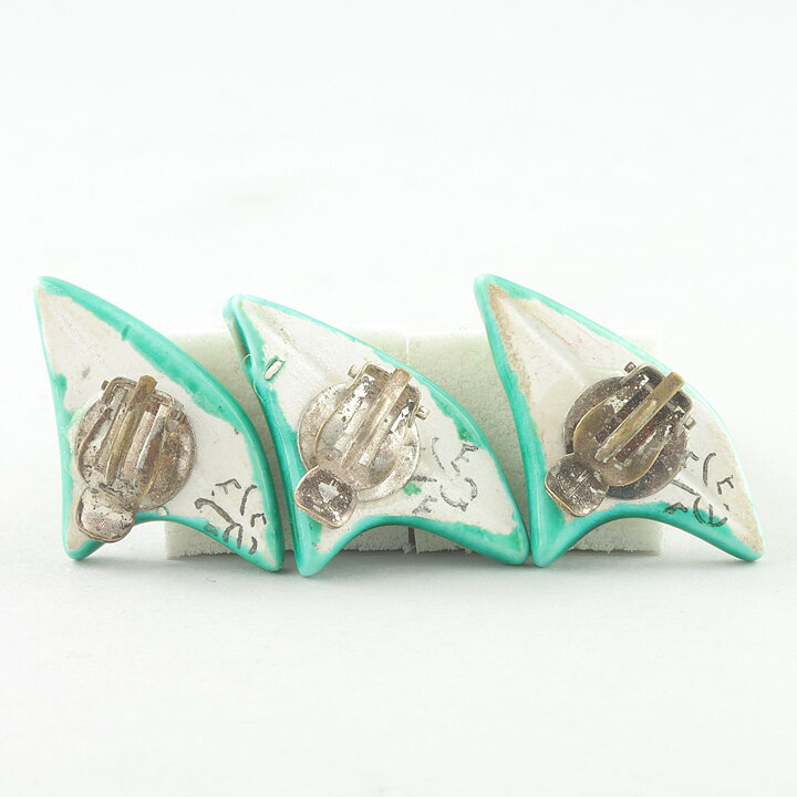 Carl-Harry Stålhane (1955) Three Green Pottery Earrings from H55 Exhibition