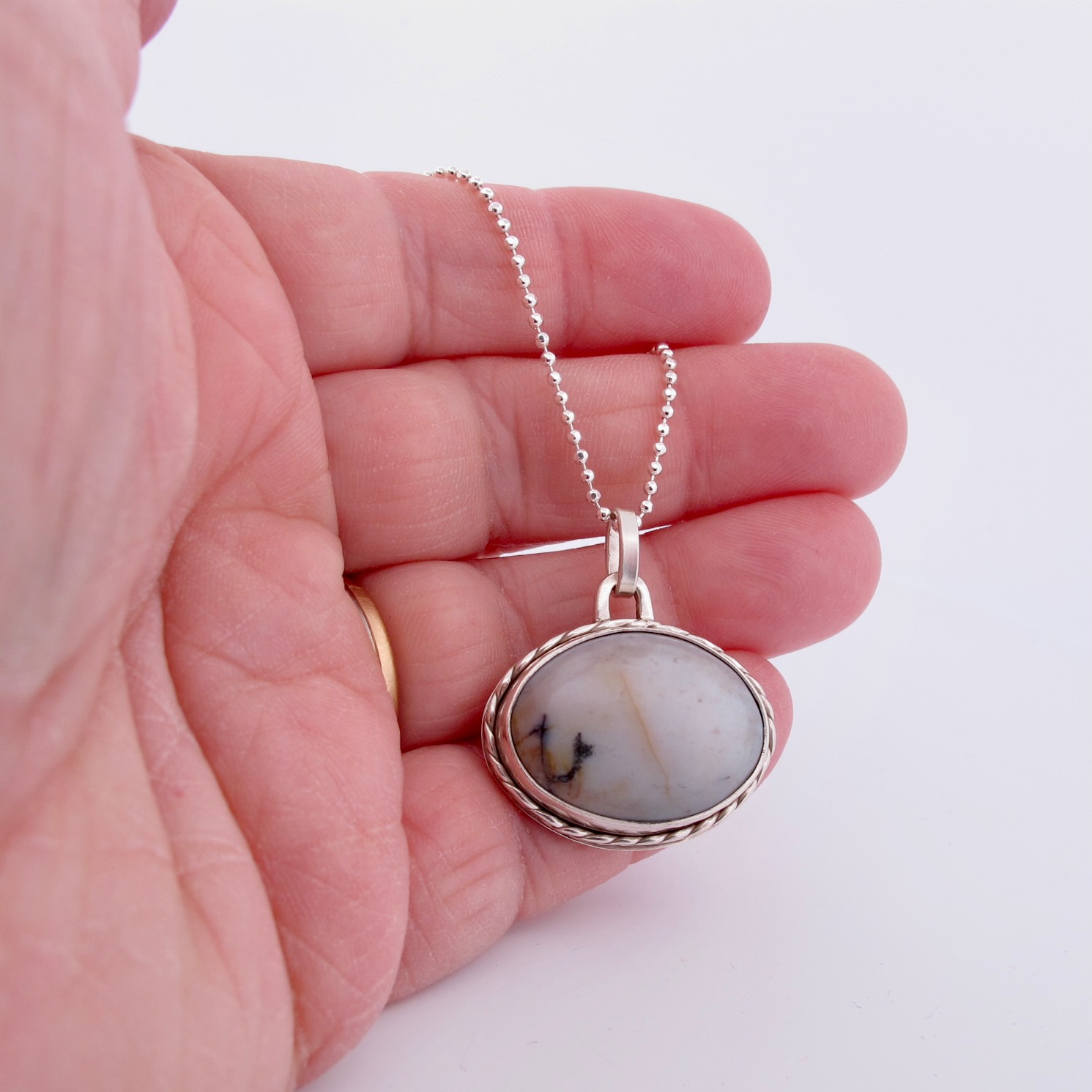 Necklace with hand cut stone 30mm - 2