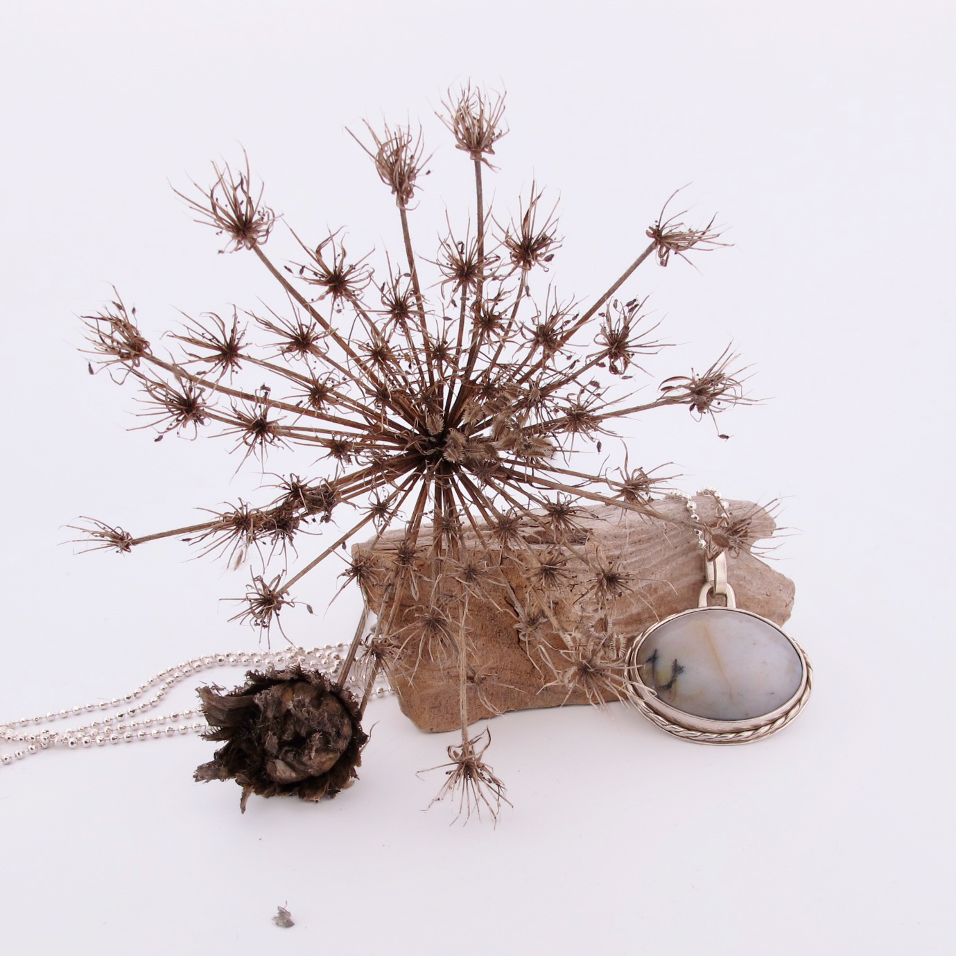 Necklace with hand cut stone 30mm - 3