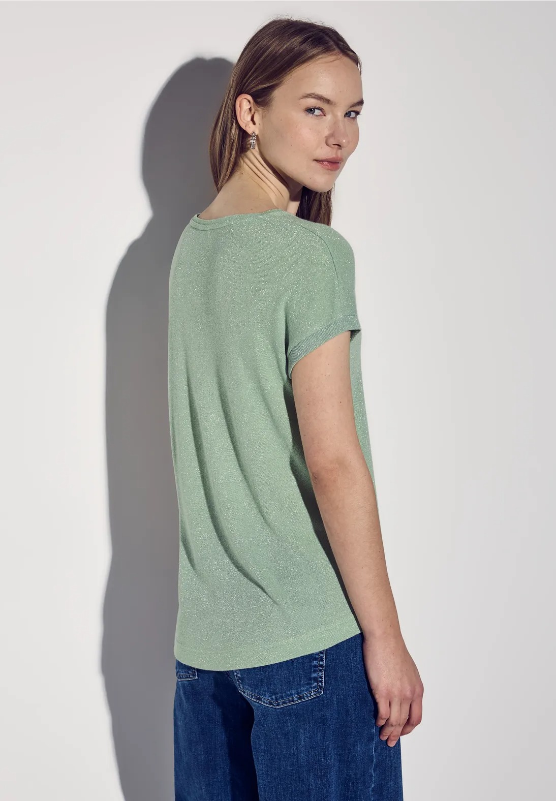 V-neck Shiny Shirt - Milky Green - Street One