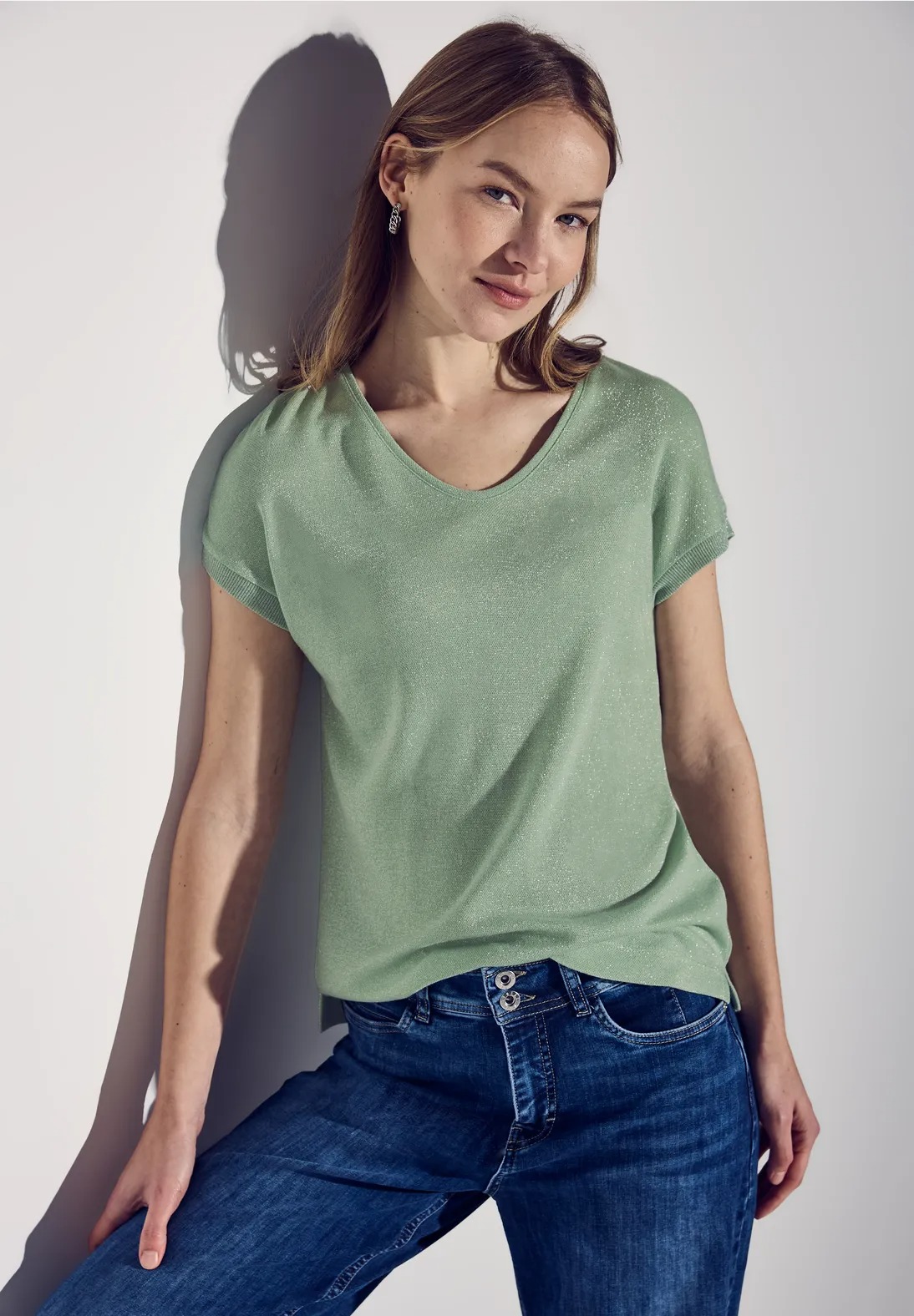 V-neck Shiny Shirt - Milky Green - Street One - 5