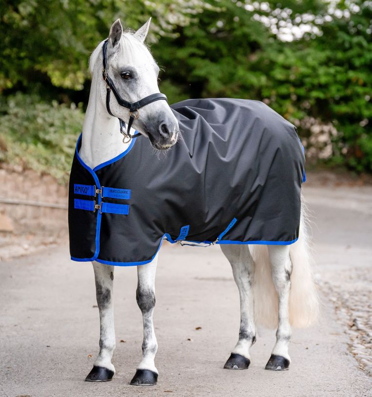 Horseware Amigo Ripstop 900D Turnout 50g Light Hästtäcke - Black/Classic Blue (115cm (5'6