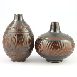 Arthur Andersson (1950s) Two Unique Brown Vases with Relief Decor 11–14 cm