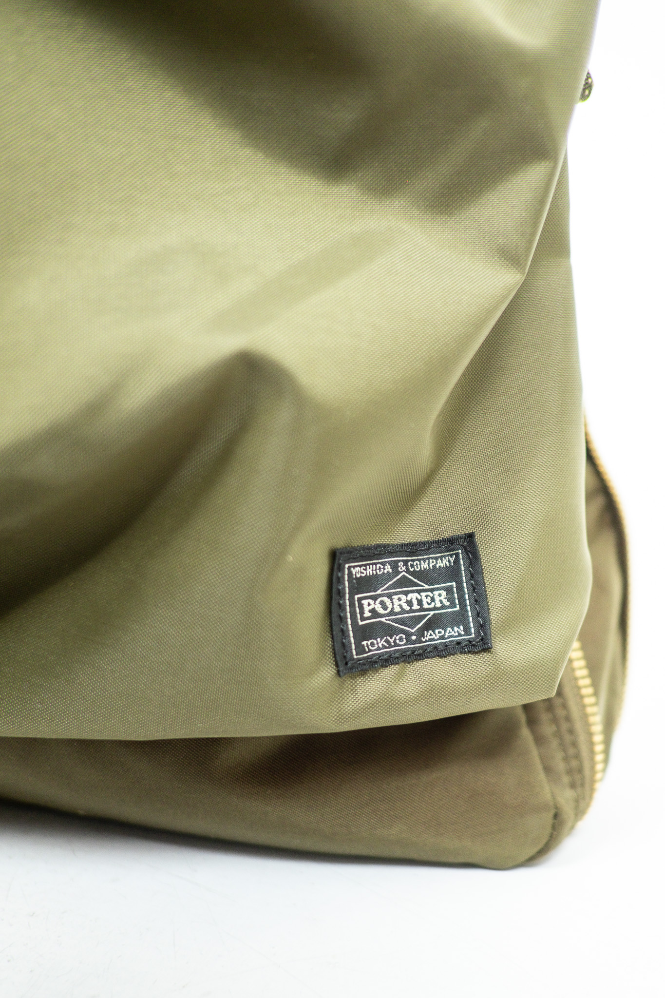 Porter Yoshida - Force 2Way Helmet Bag Olive Drab - 3