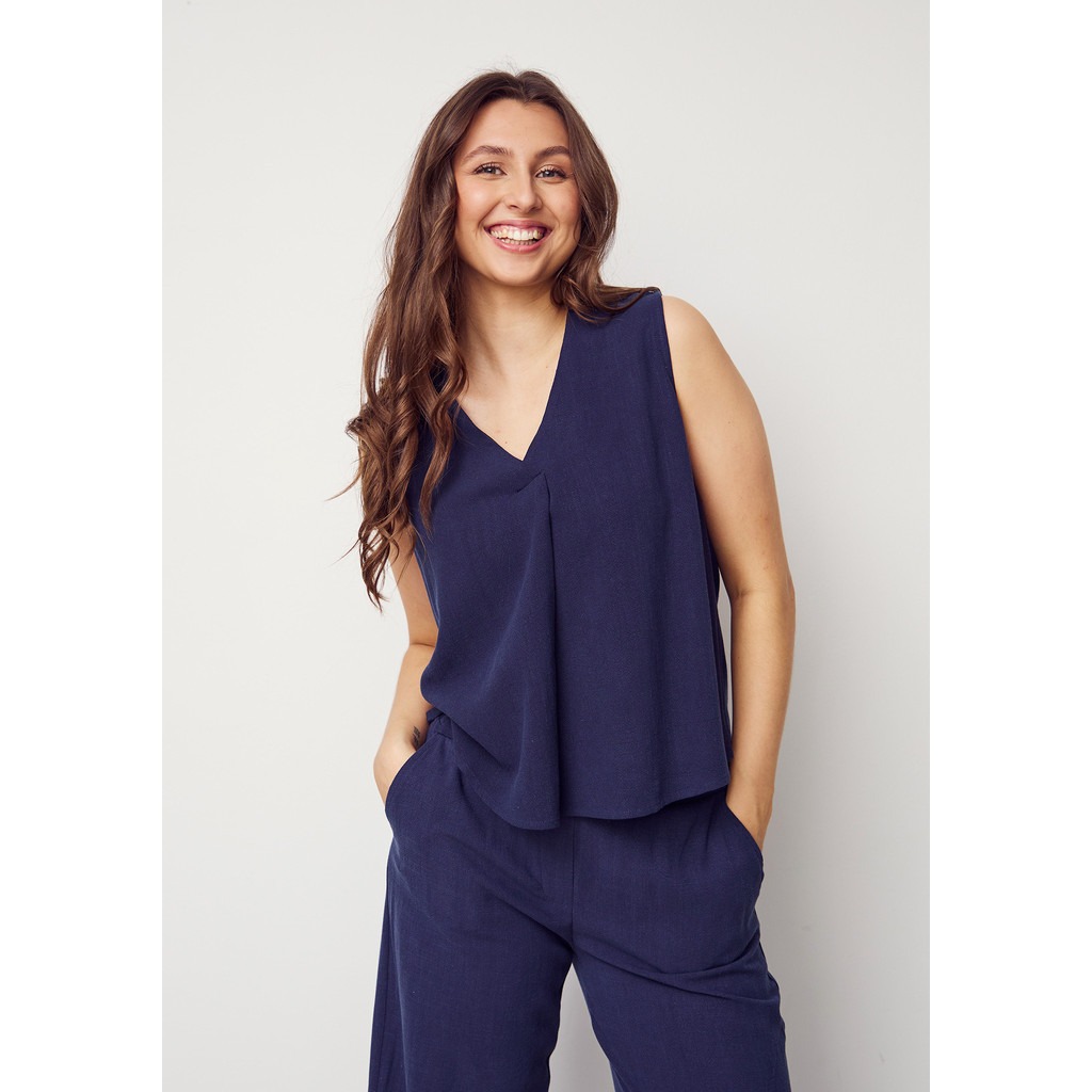 Pearl V-neck Top - Navy - Isay