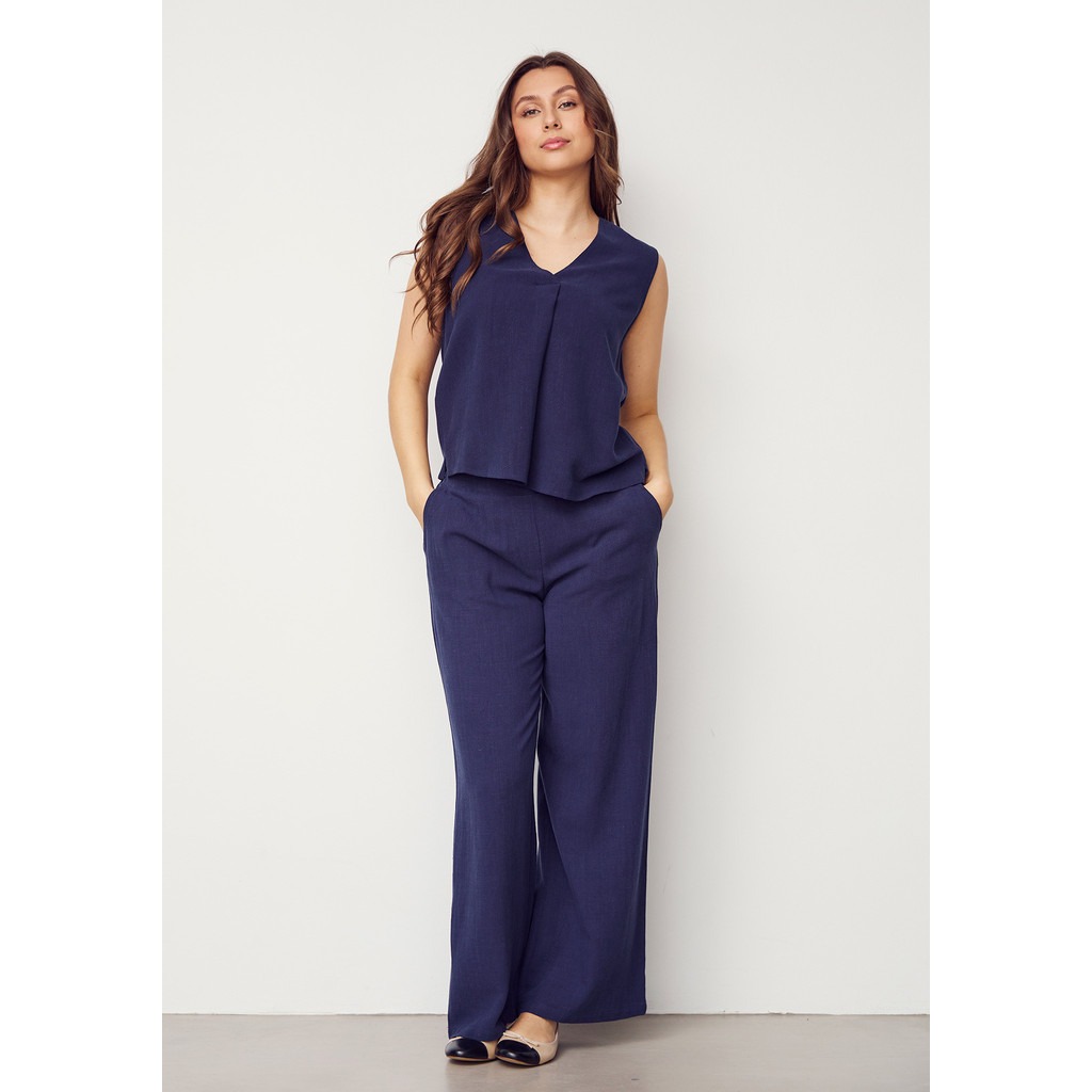 Pearl V-neck Top - Navy - Isay - 3