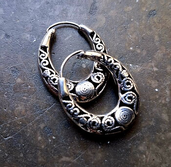 Spiral oval form örhängen i silver
