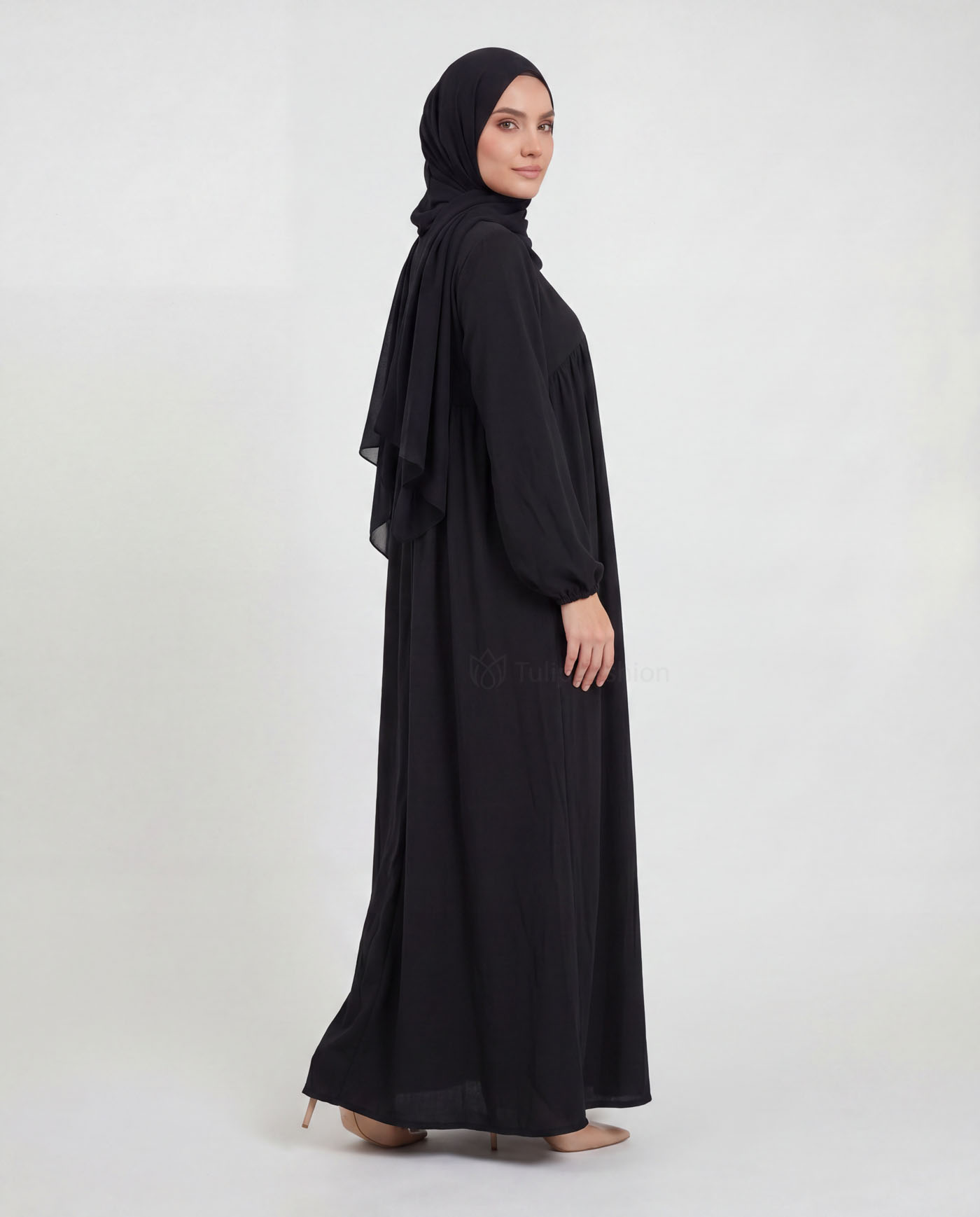 Jinan  Abaya - Black - 2