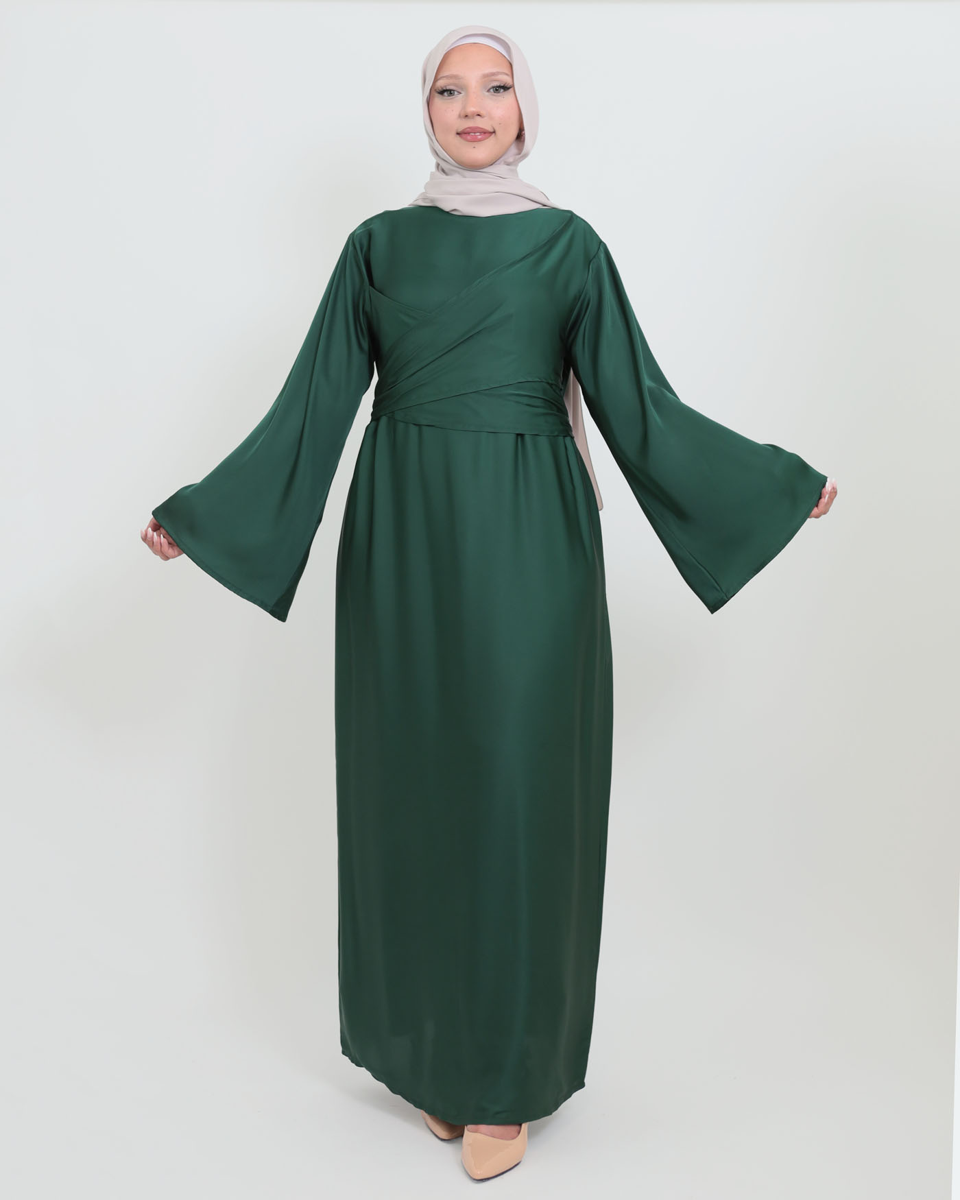 Maxi Dress in Satin - Green - 5