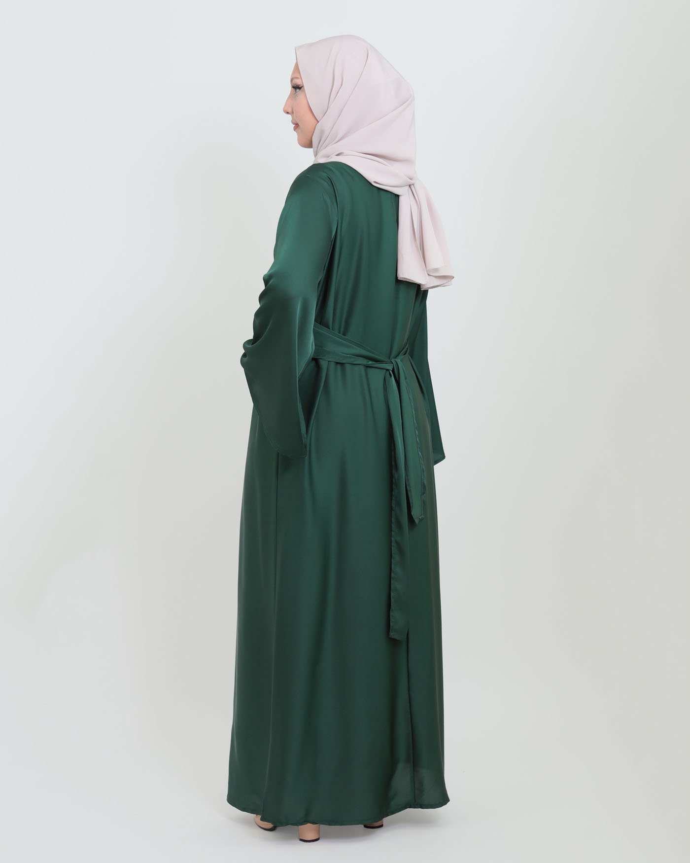 Maxi Dress in Satin - Green - 4