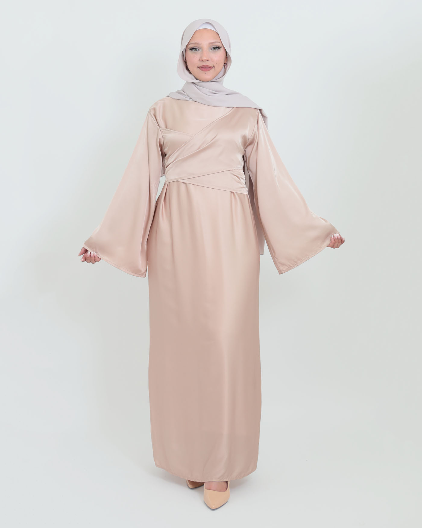 Maxi Dress in Satin - Beige