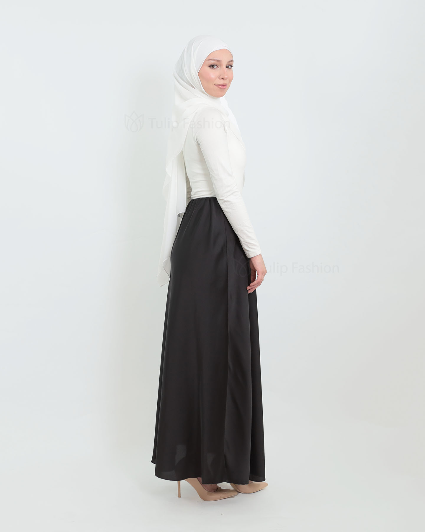 Kjol i Satin - Svart - 3