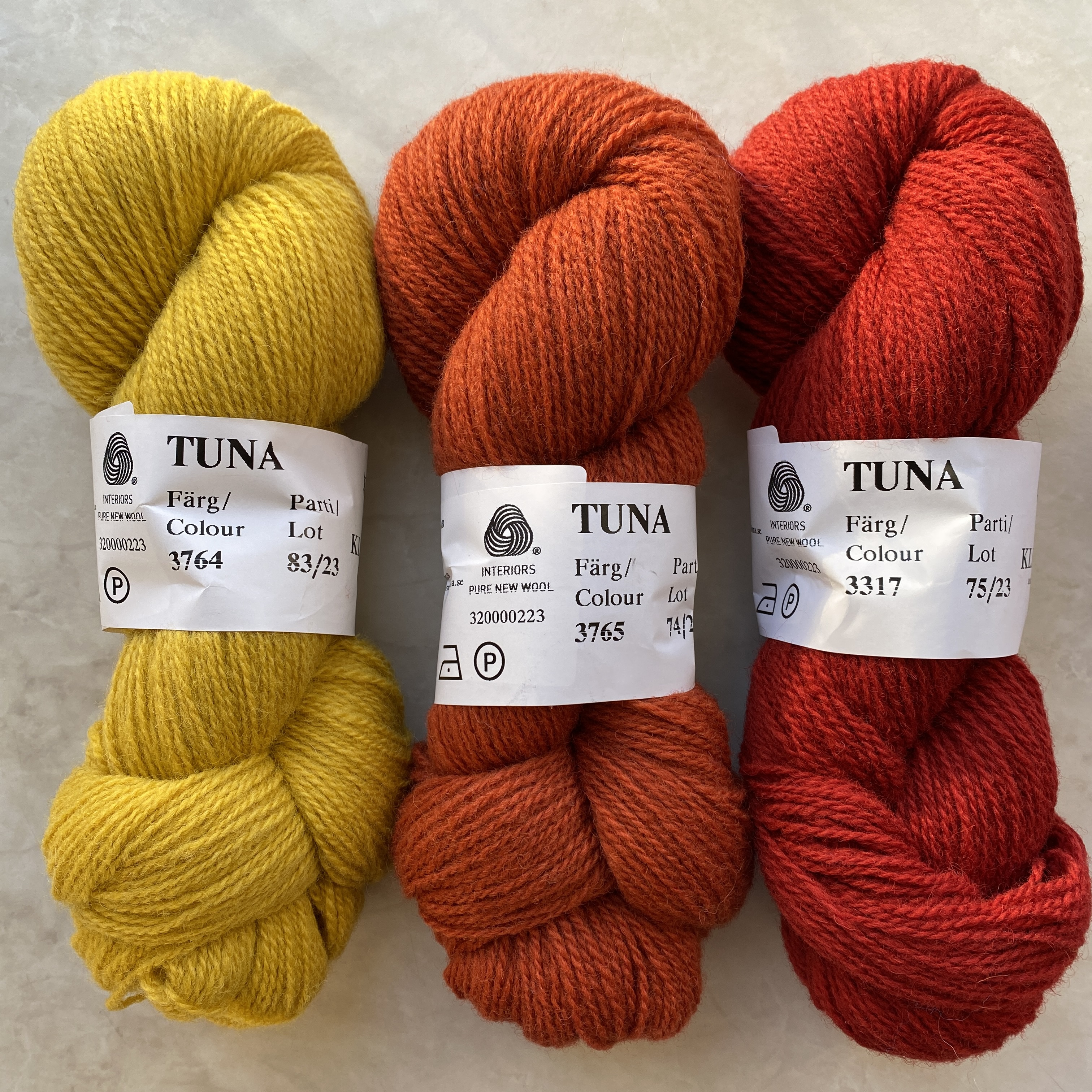 Tuna Röd 3317, Klippan 2-trådigt ullgarn 310m /100g - 4