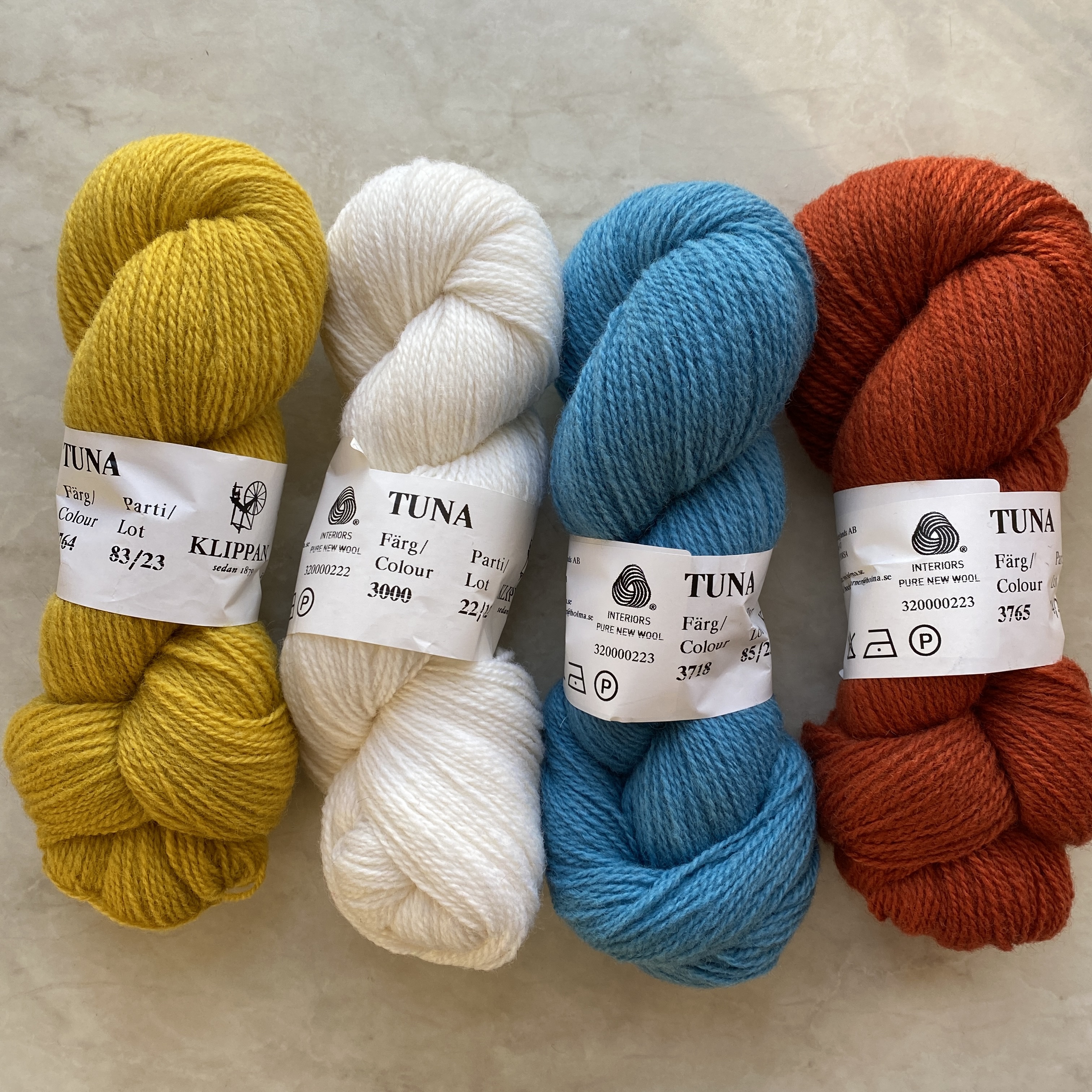 Tuna Vit 3000, Klippan 2-trådigt ullgarn 310m /100g - 4