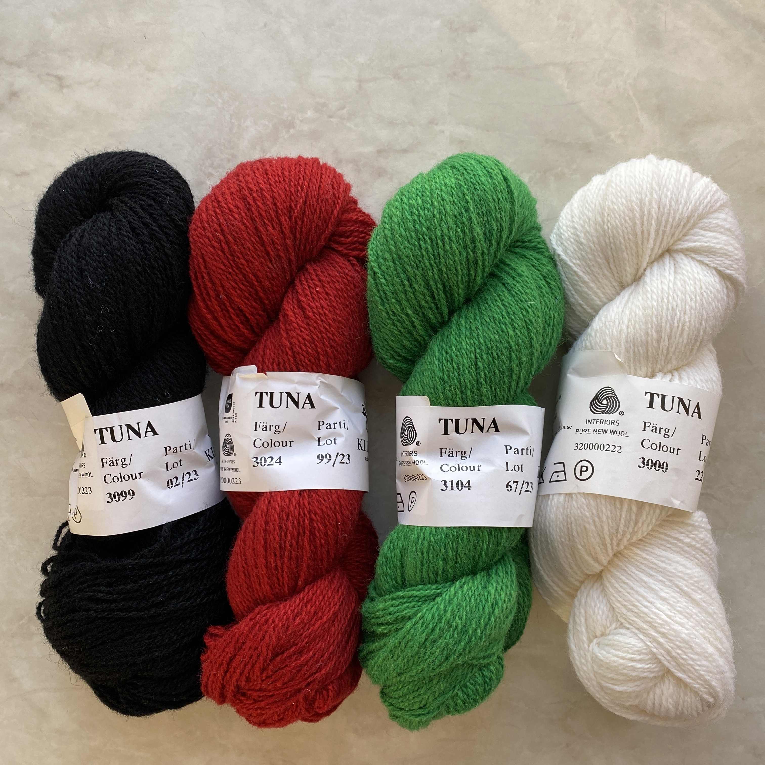 Tuna Svart 3099, Klippan 2-trådigt ullgarn 310m /100g - 5
