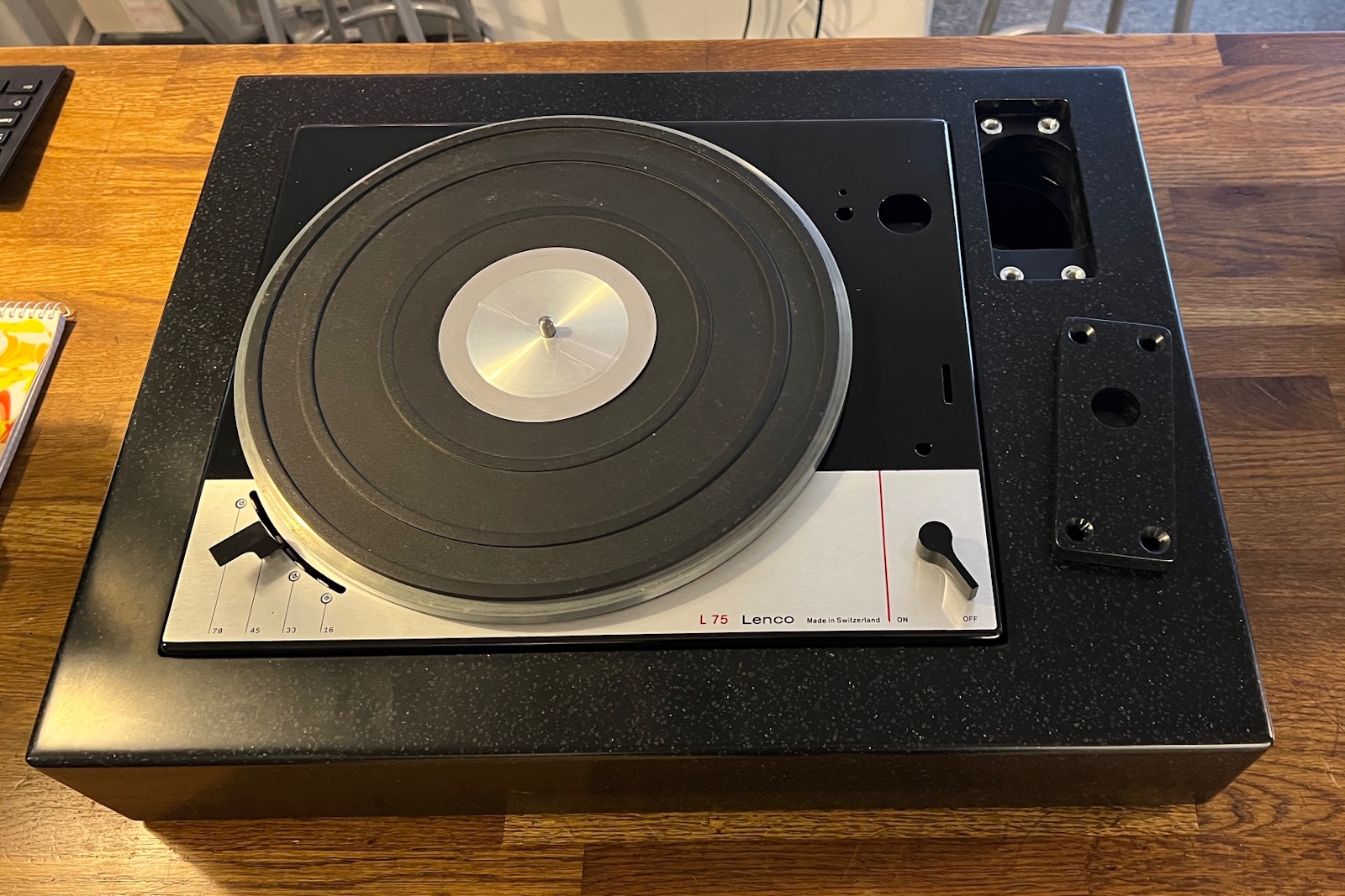 Lenco plint för L75 & L78 - För 12" armar - 2