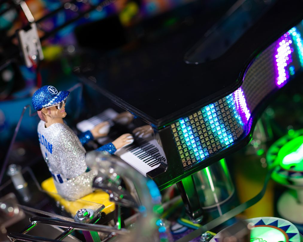Elton John Platinum Edition - Jersey Jack Pinball  - Kontakta oss för tillgänglighet - 16