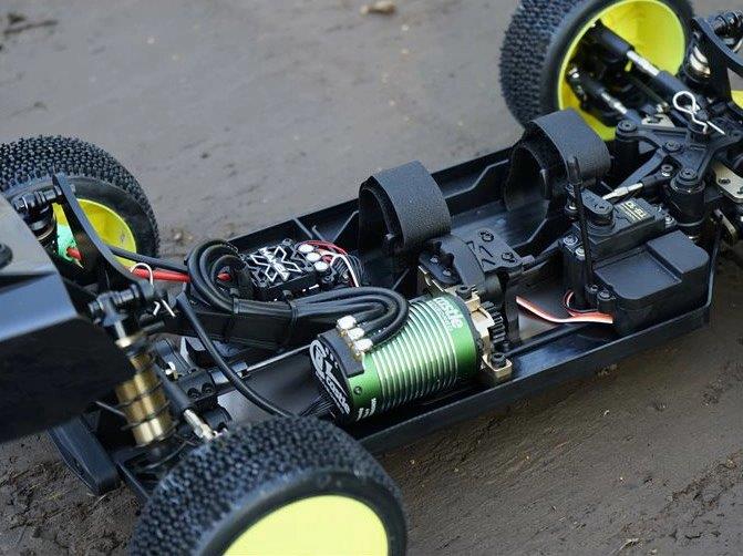 Castle MAMBA X Sensor ESC 25,2V WP, 1515-2200KV Combo E-Buggy - 2
