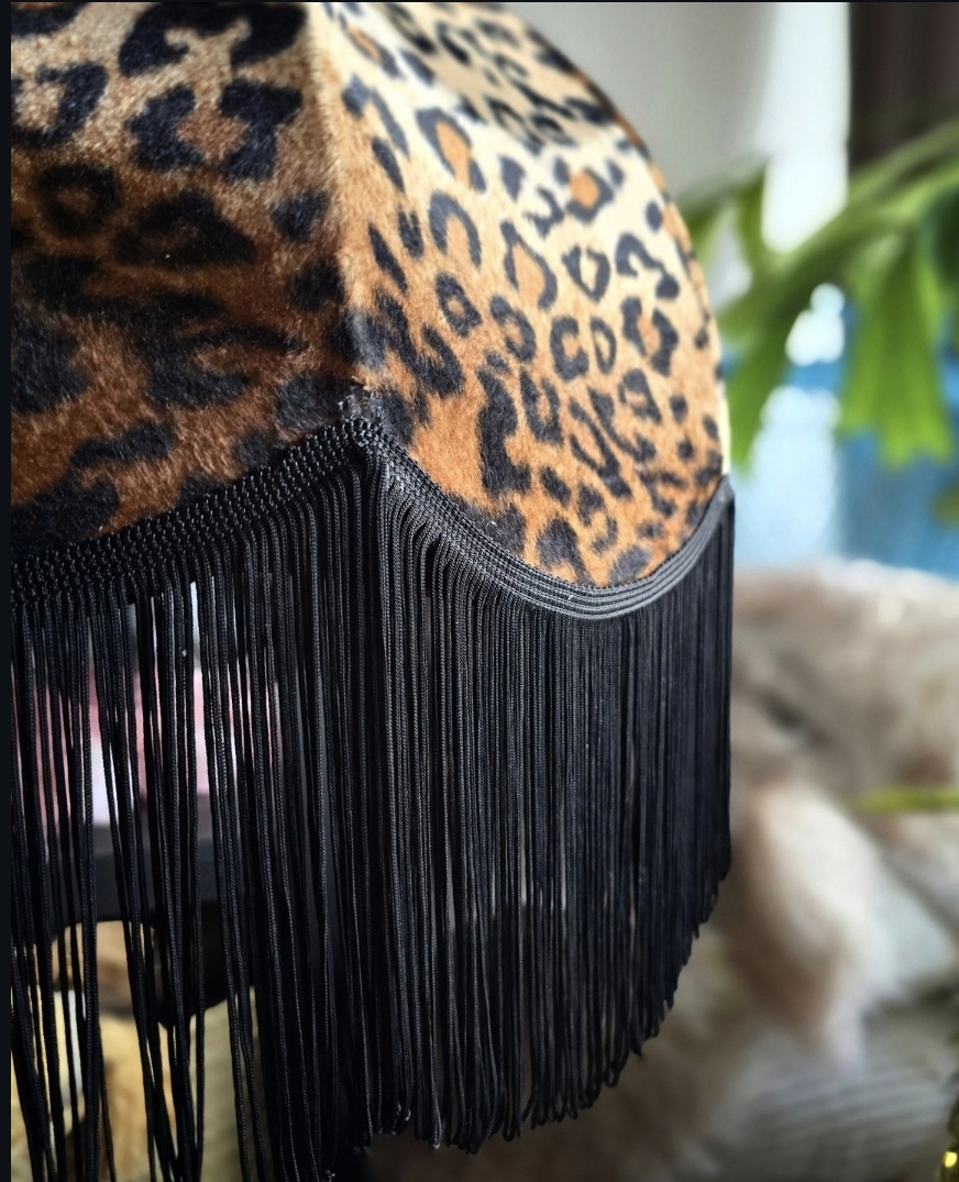 Taklampa Retro 50 - Leopard/Svart frans
