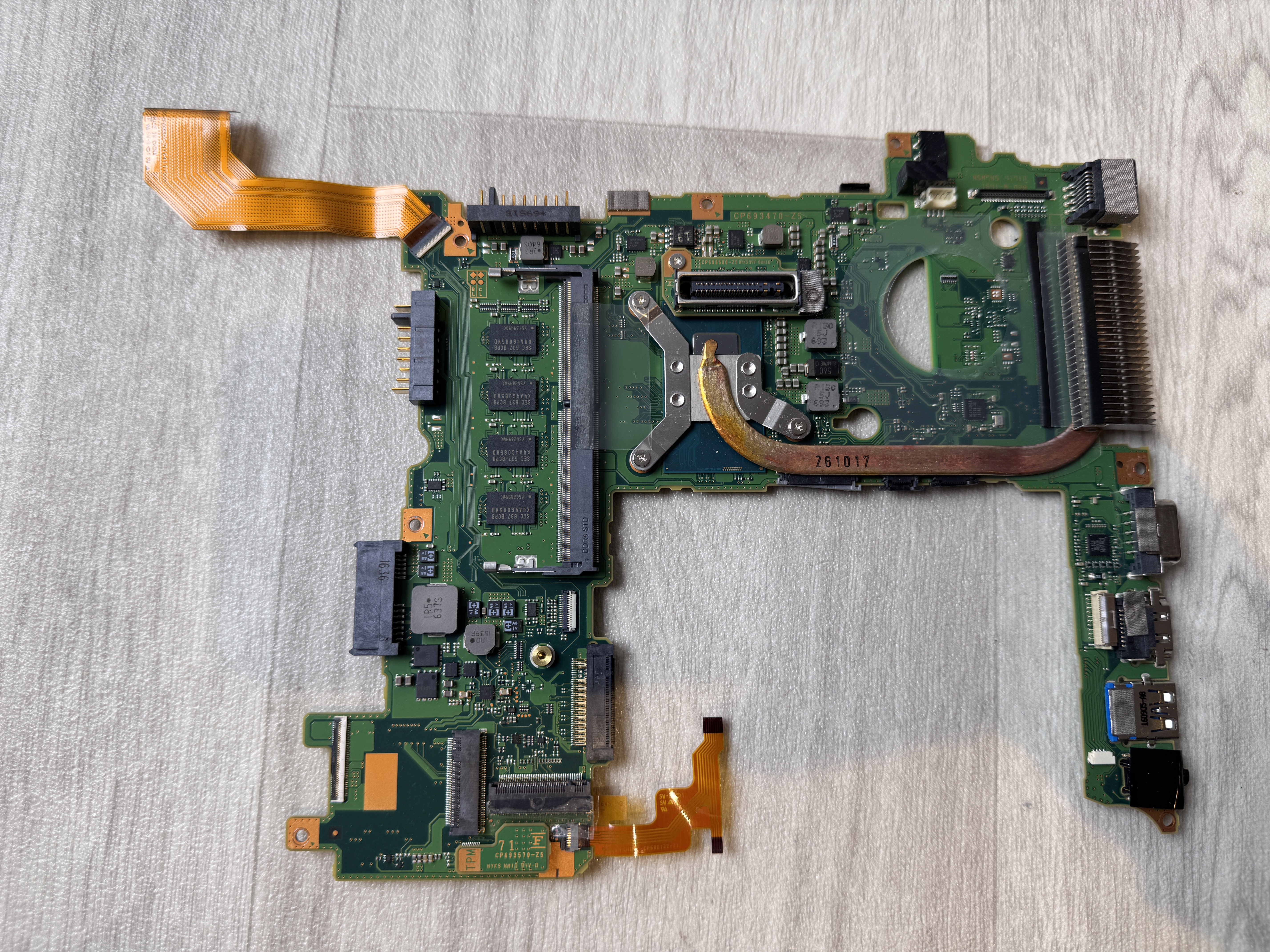 Original Reservel Fujitsu Siemens S936 Moderkort Core i5 6th gen