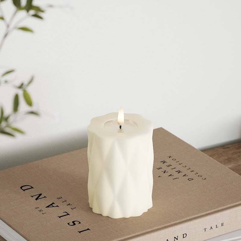 Deluxe Homeart - Block Candle Harlequin - Cream - 7.5x10 cm