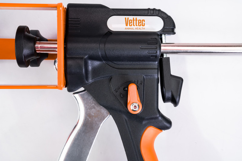 Vettec Bovi-Bond Glue-U Speed Dispenser 210ml - 2