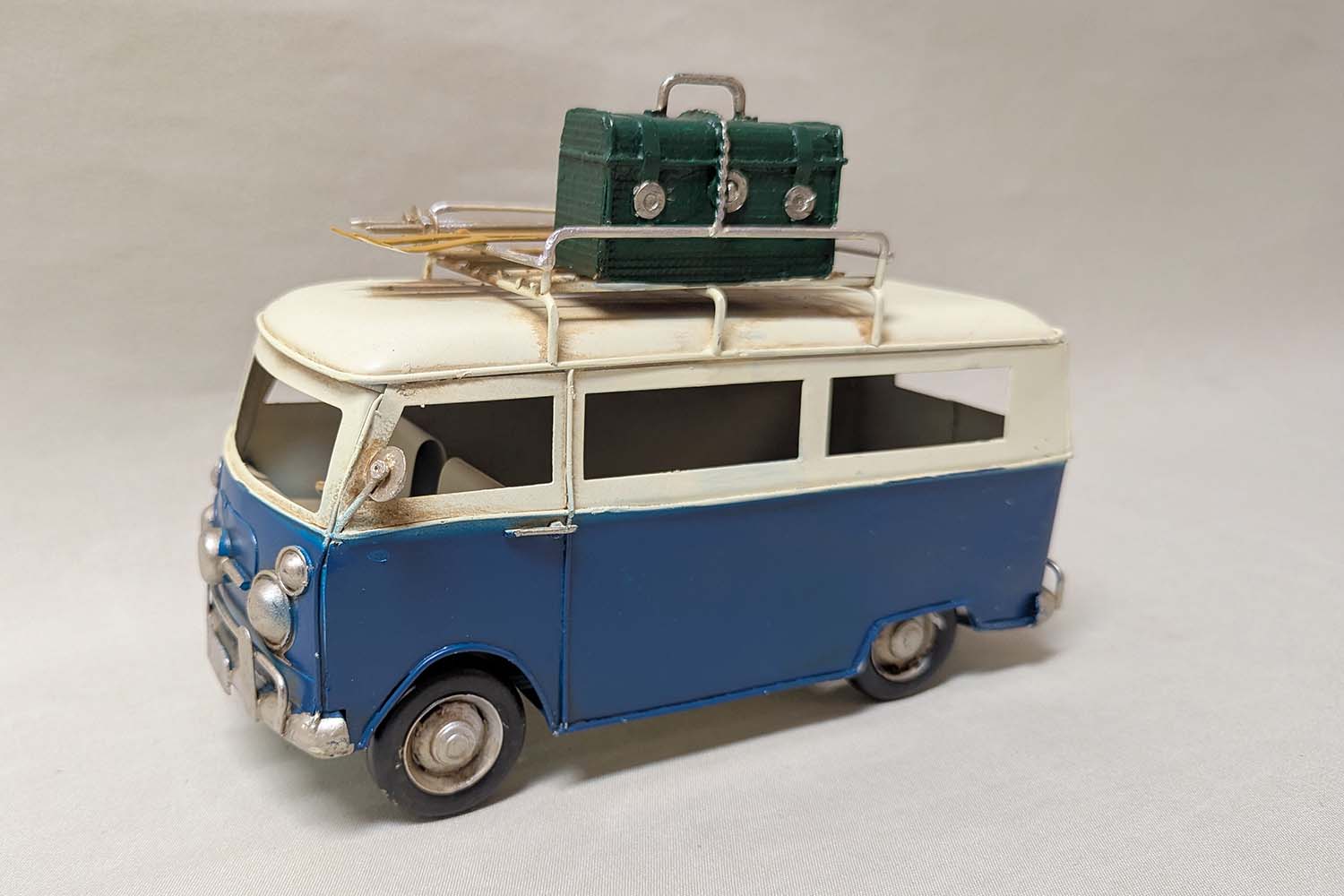 Volkswagen  Folkabuss 25x16x10 cm