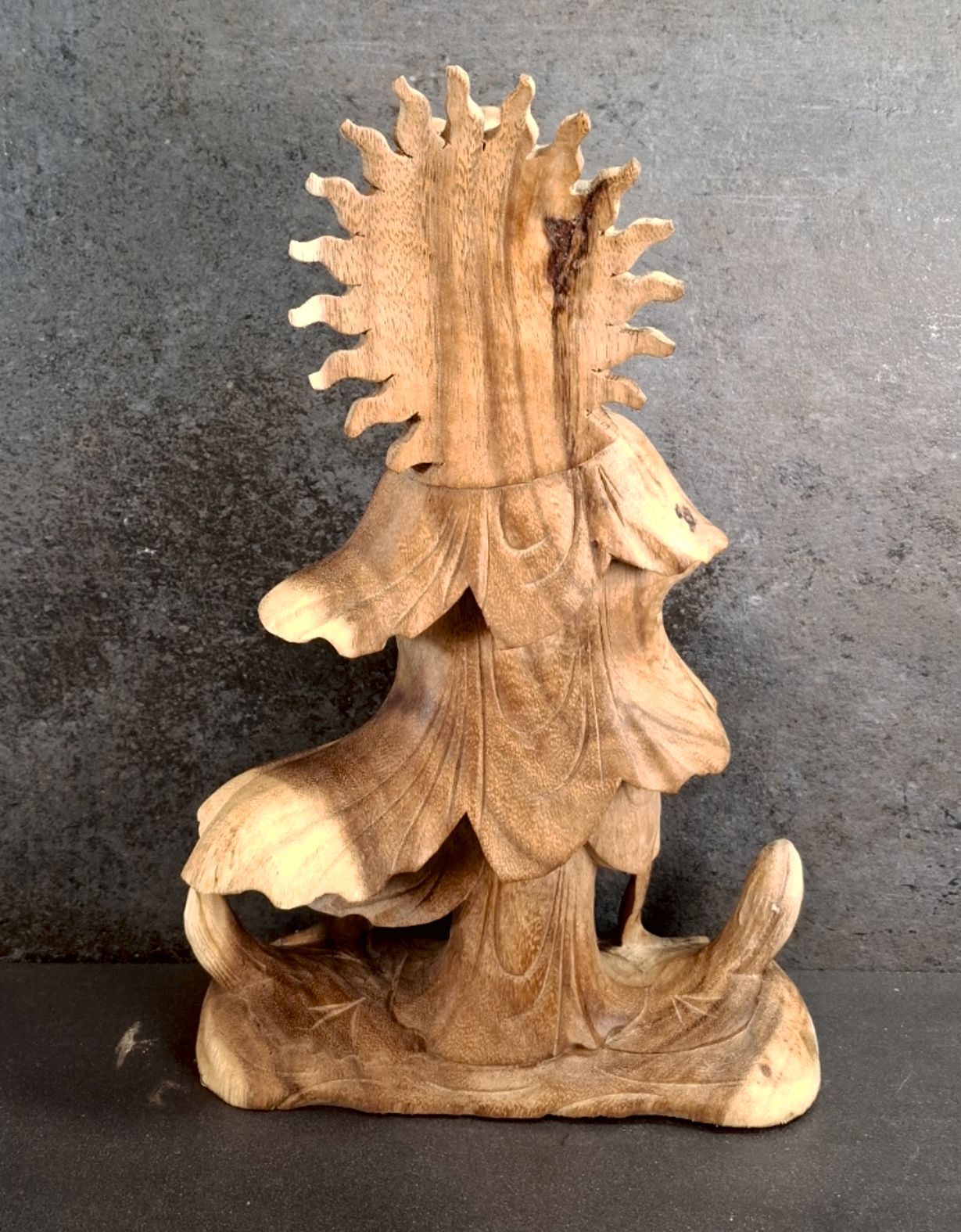 Kuan Yin Staty handsnidad i trä - 30cm - 2