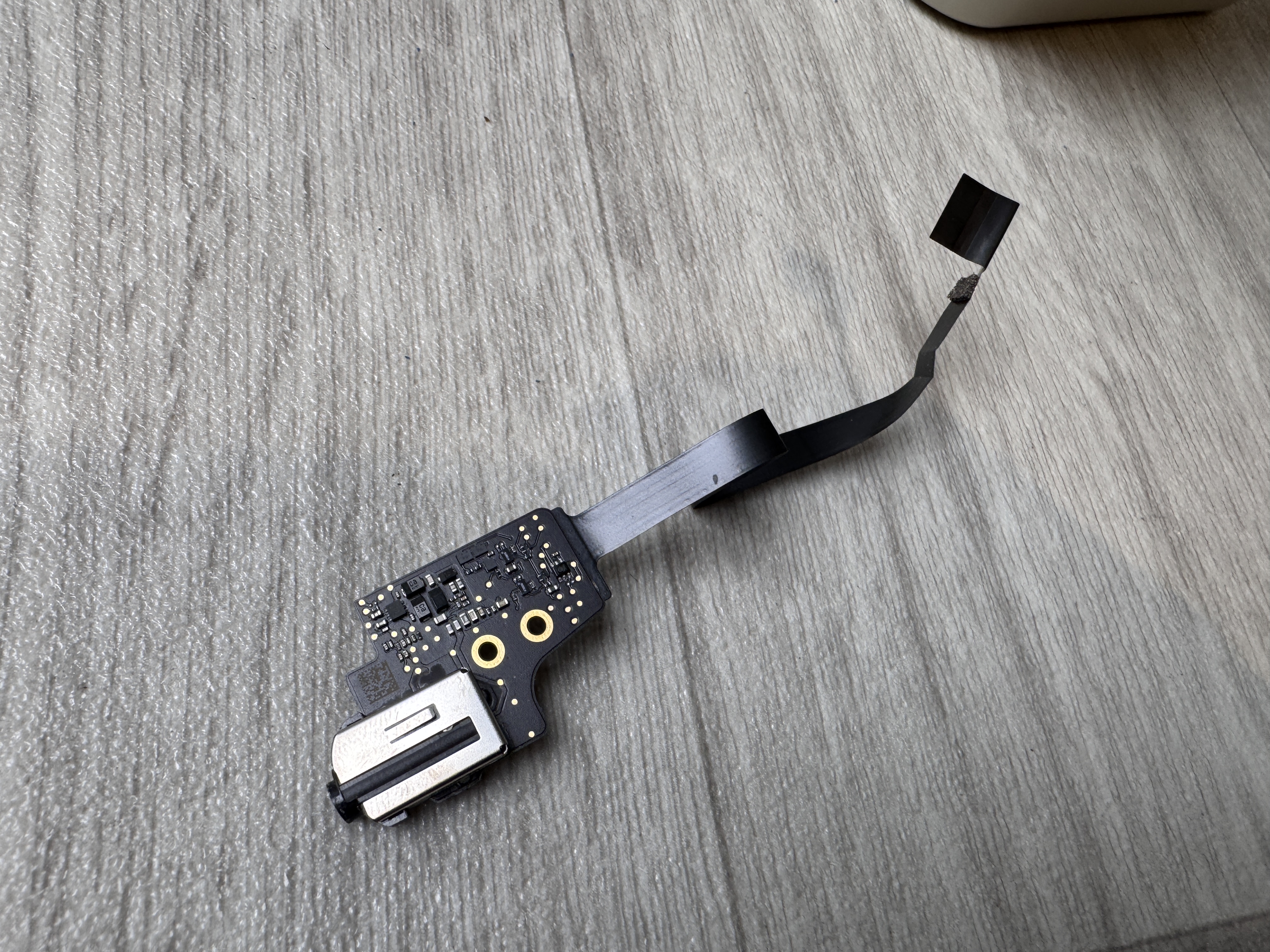 Apple A1534 Audio Jack Board 820-4049 821-00885-A for MacBook Retina 12" 2015-2017 + 821-1910-A Flex