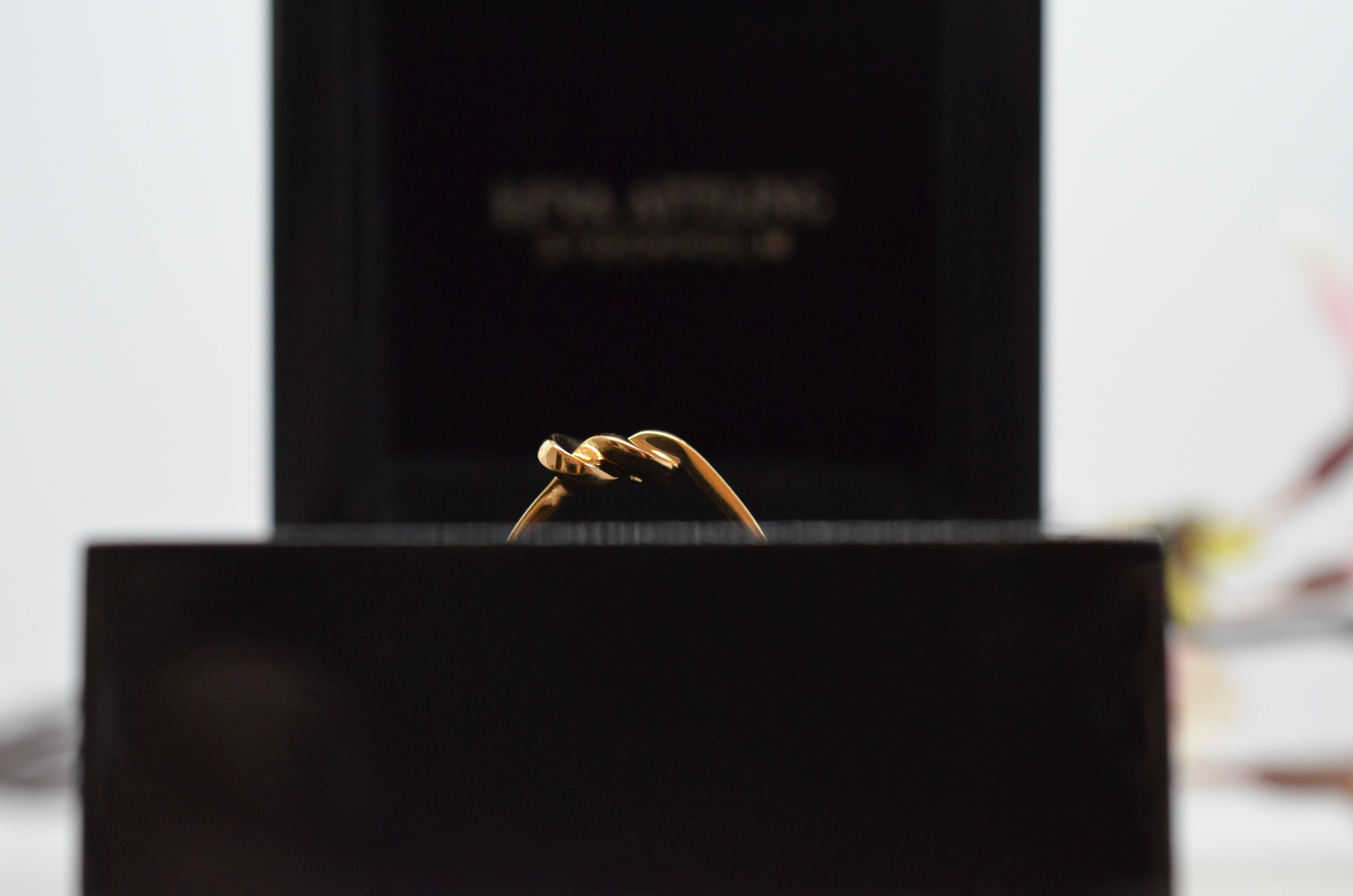 Second Hand Efva Attling 18k "Love Knot" - 2