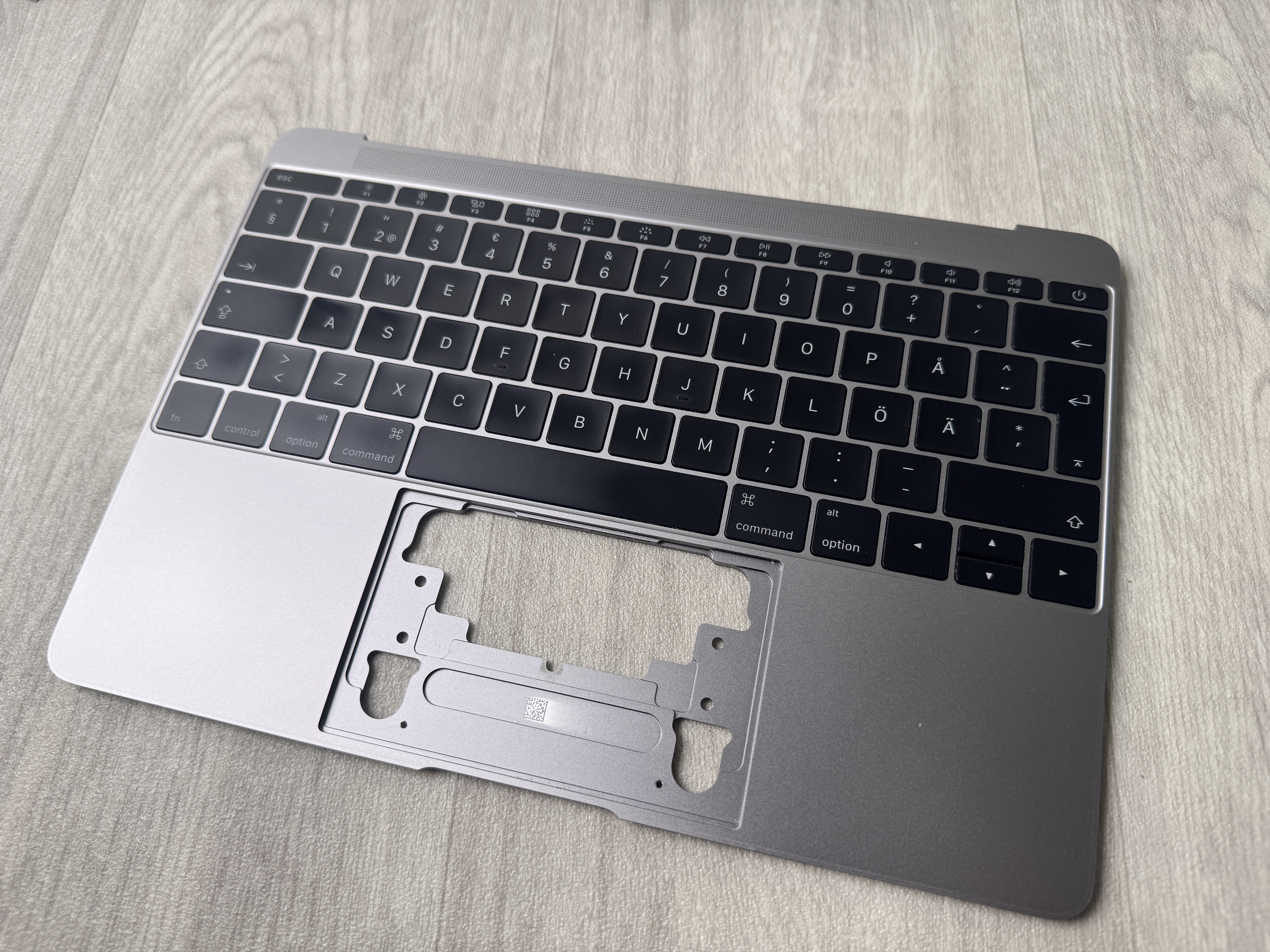 Original Apple Palmrest Macbook Retina 12" A1534 2015 + Keyboard 613-01195-05