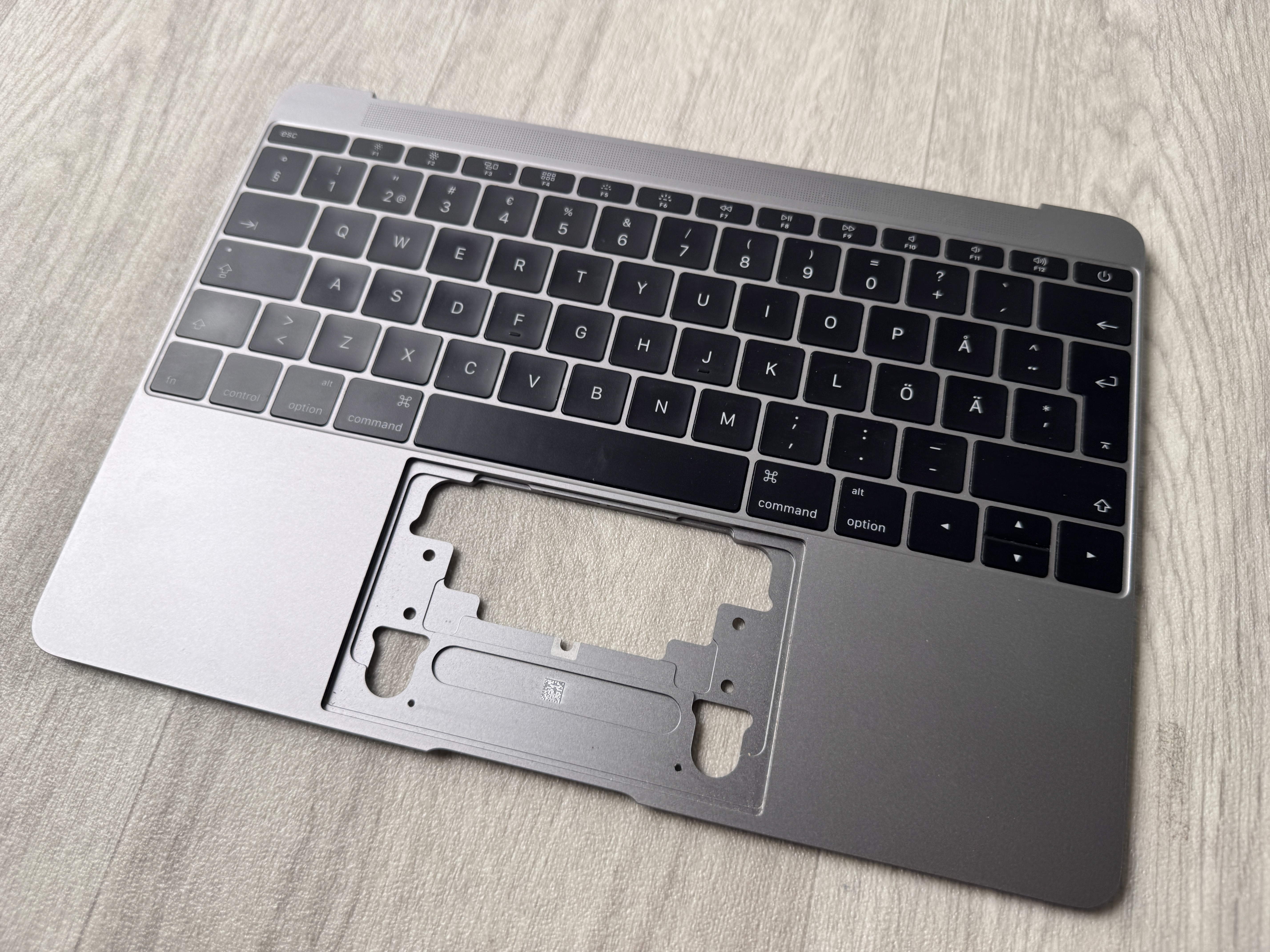 Original Apple Palmrest Macbook Retina 12" A1534 2016 2017 + Keyboard 613-02547-09