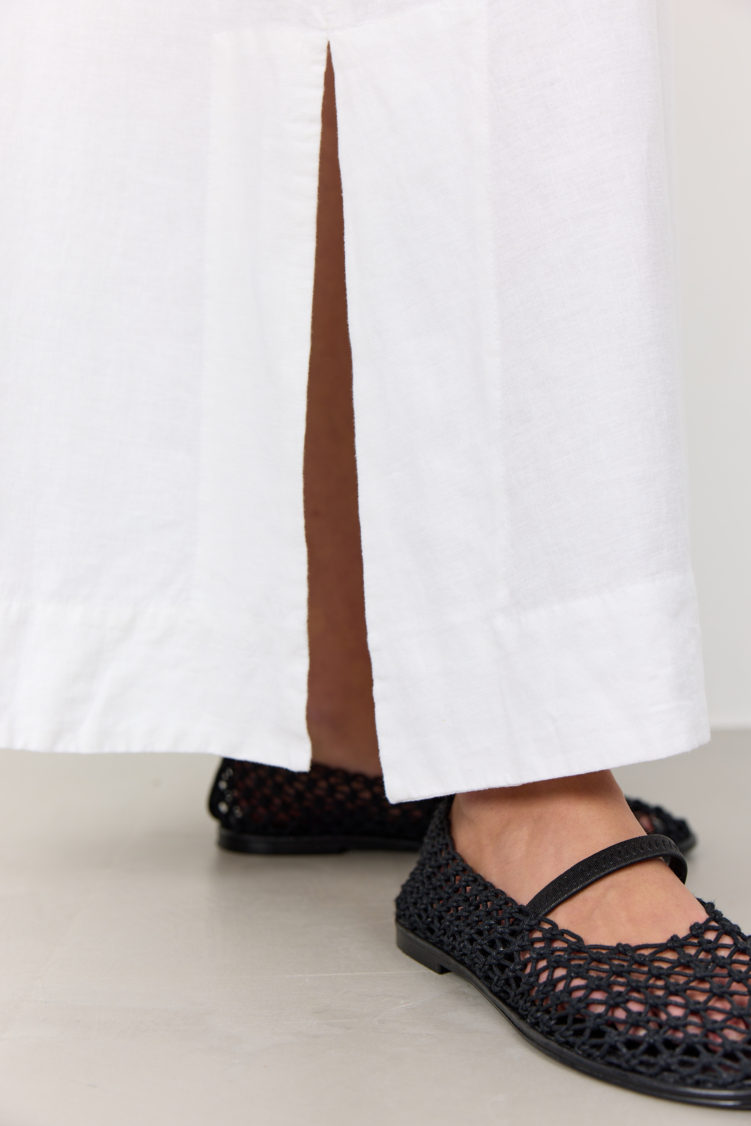 LR-NAJA 30 White - 7