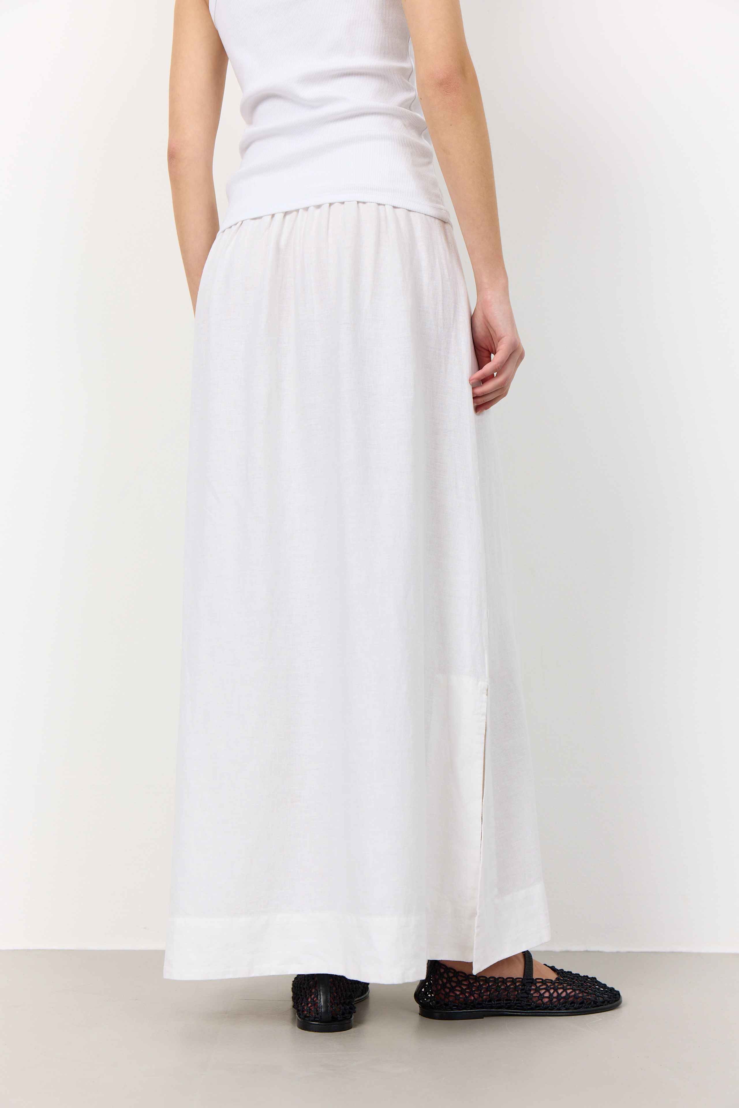 LR-NAJA 30 White - 6