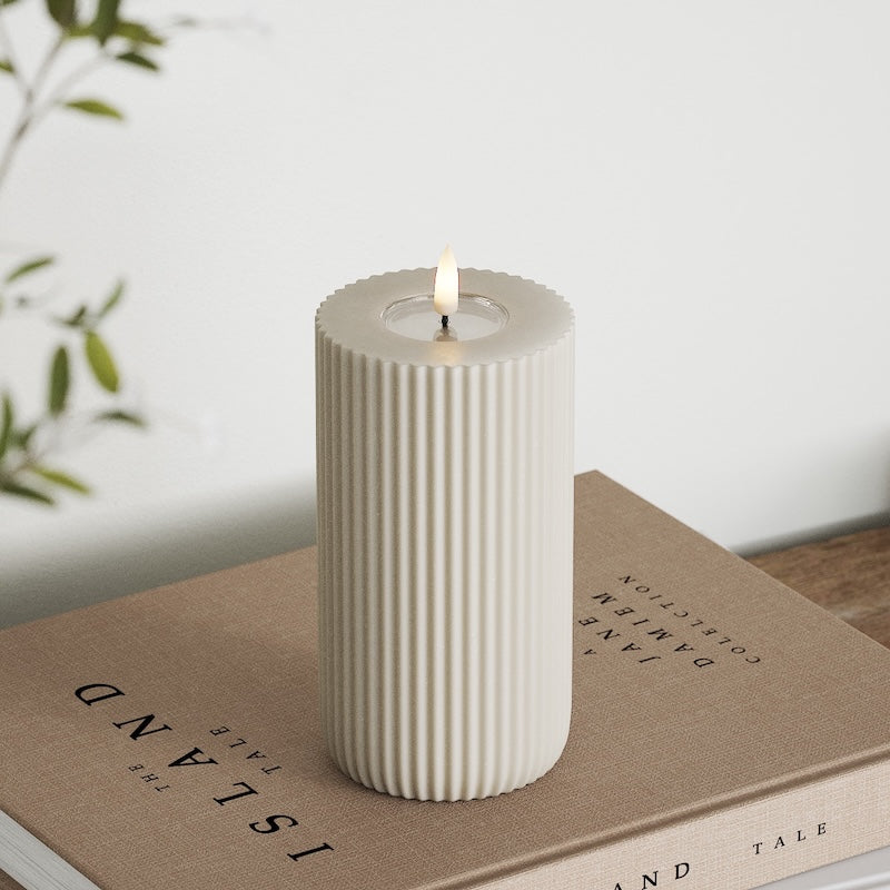 Deluxe Homeart - Blockljus Solid Stripe - Sand - 8x15 cm - 2