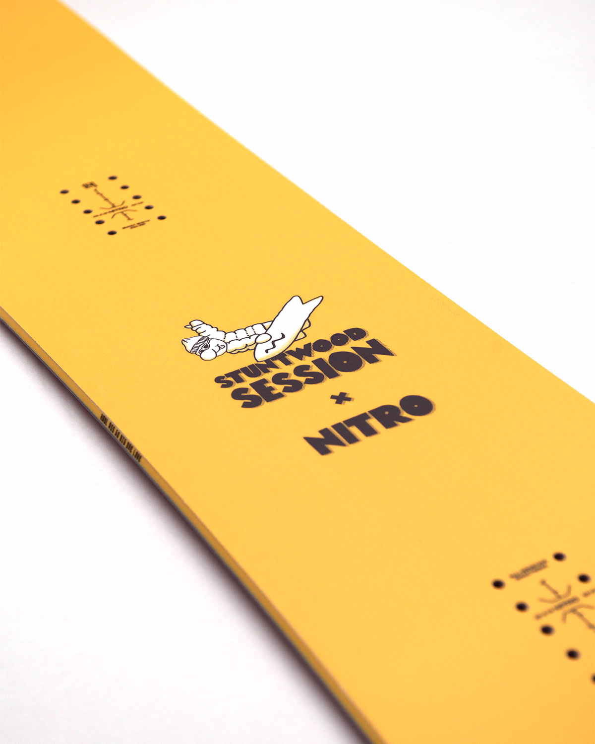 Nitro Snowboard x Stuntwood Session 157 - Standtallshop.com
