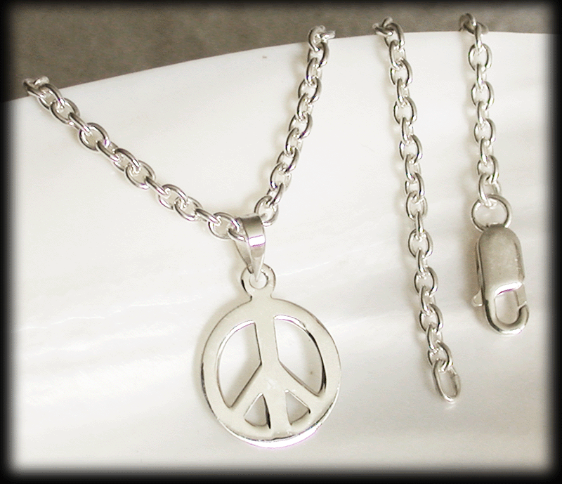 16 mm. Peace hänge i Äkta silver. - 2