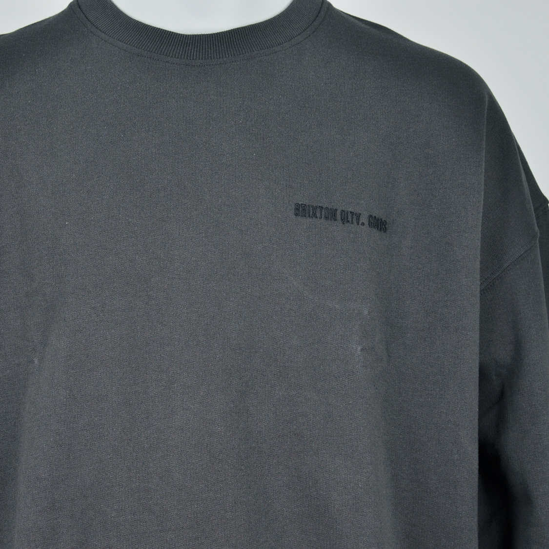 Brixton - Embroided Heavy Weight Crewneck Washed Black - 2