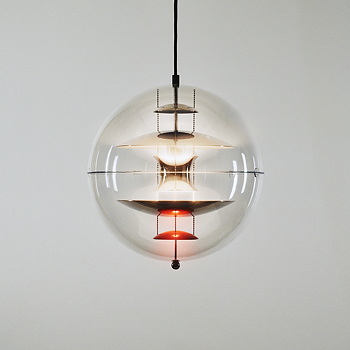 VP Globe Pendant lamp Ø28 cm (Chrome/red/blue) - Quickship - Verpan
